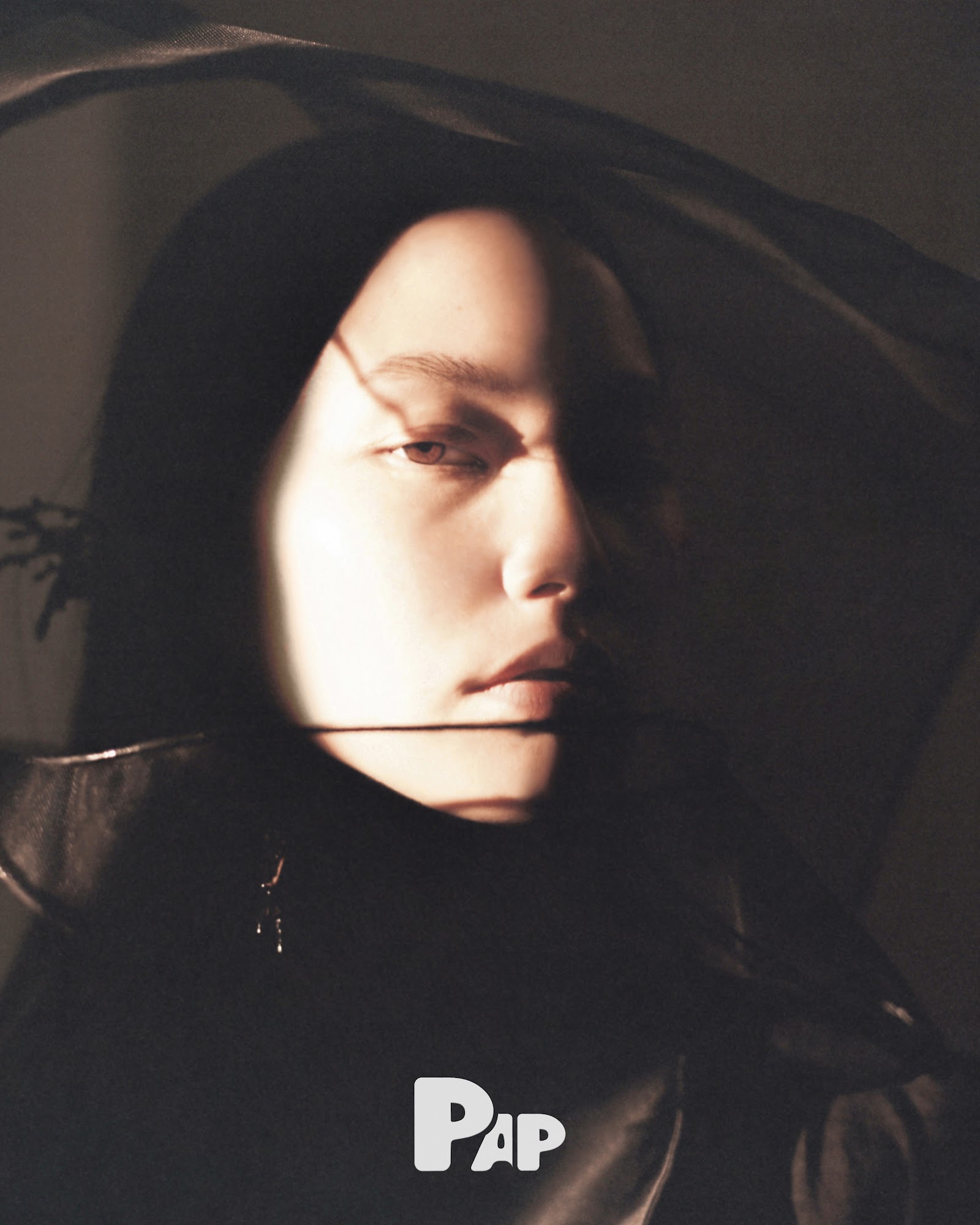 MOONBEAM — Look 2