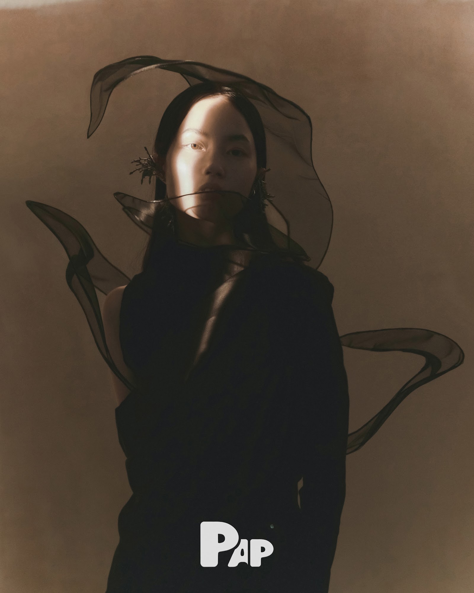 MOONBEAM — Look 3