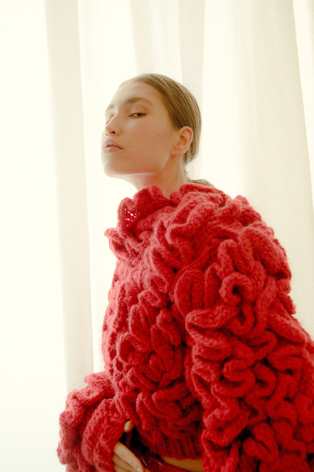 ROMANTIC SISTERHOOD — Look 8