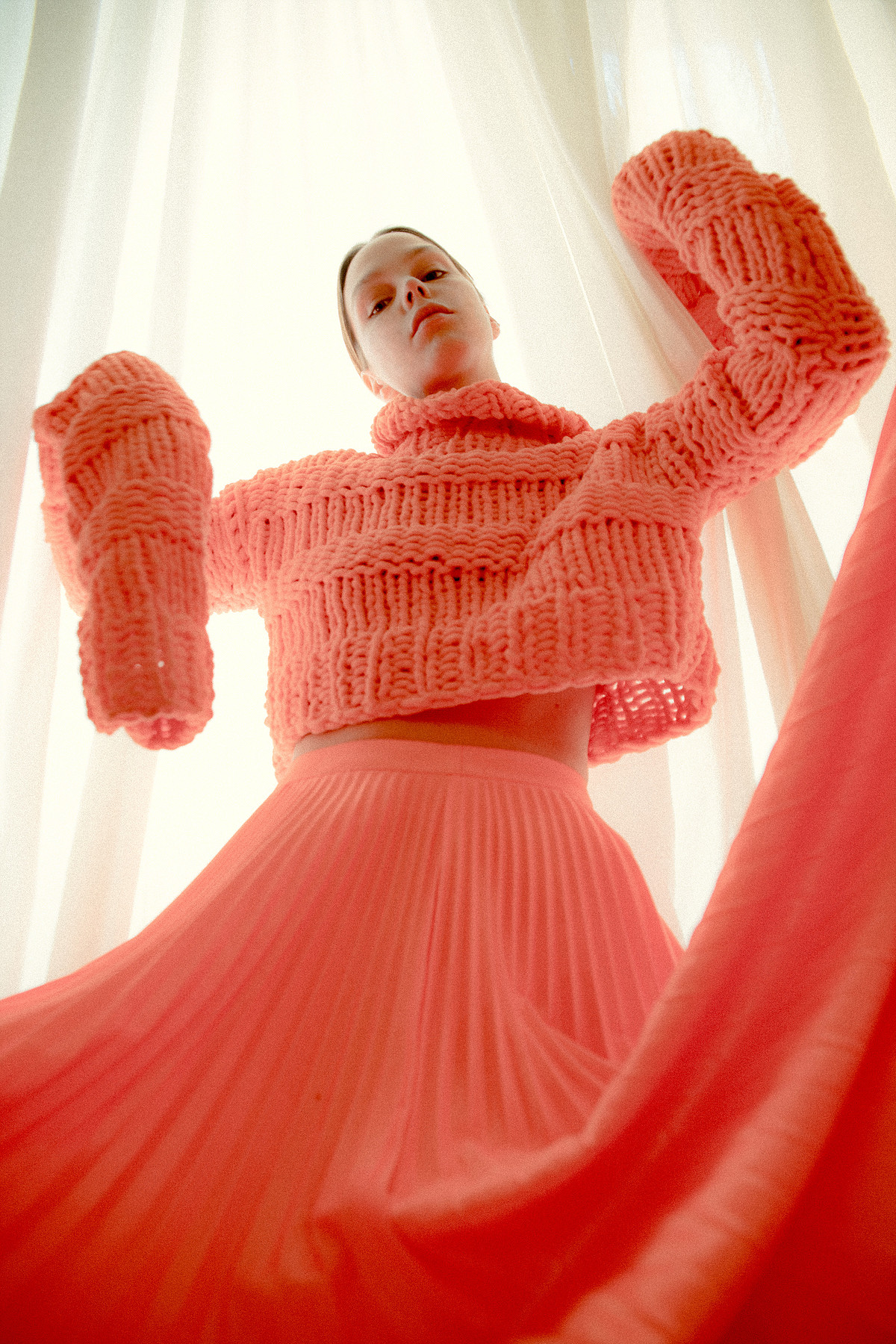 ROMANTIC SISTERHOOD — Look 9