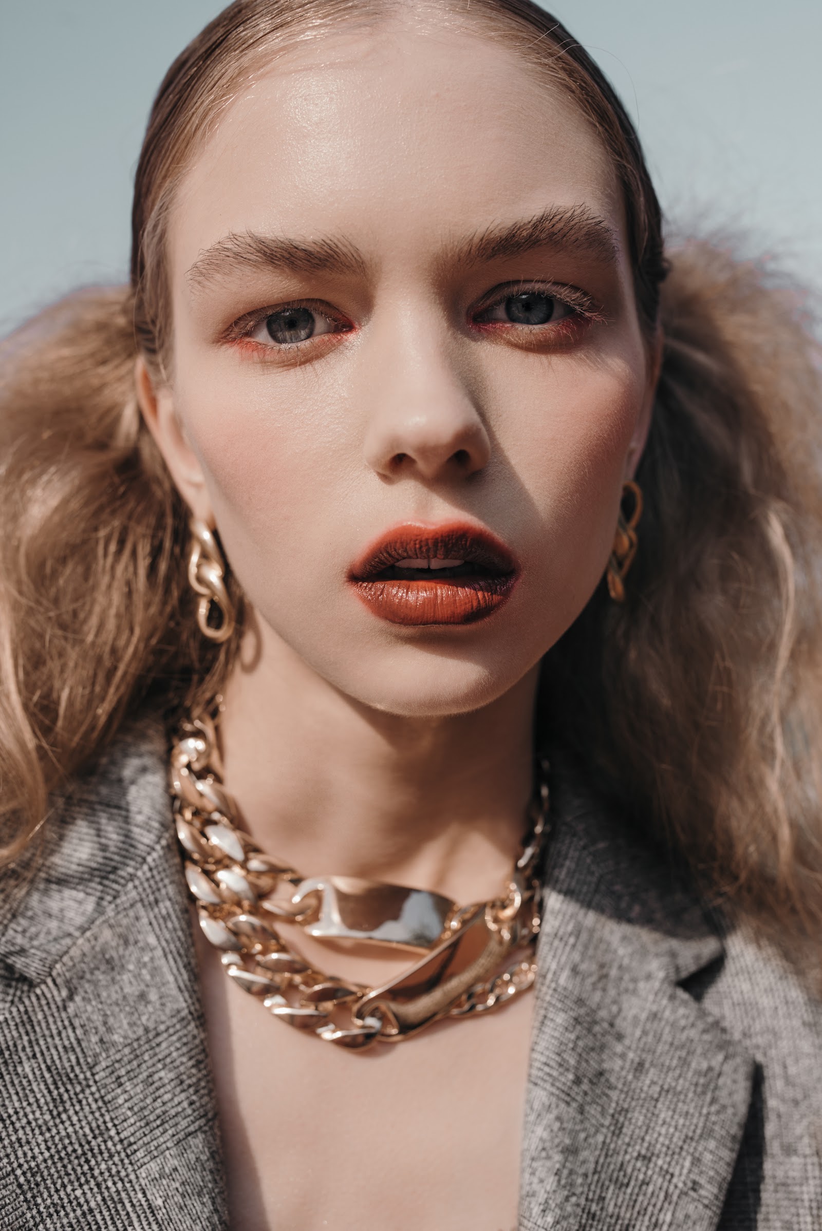 COURT — Look 3