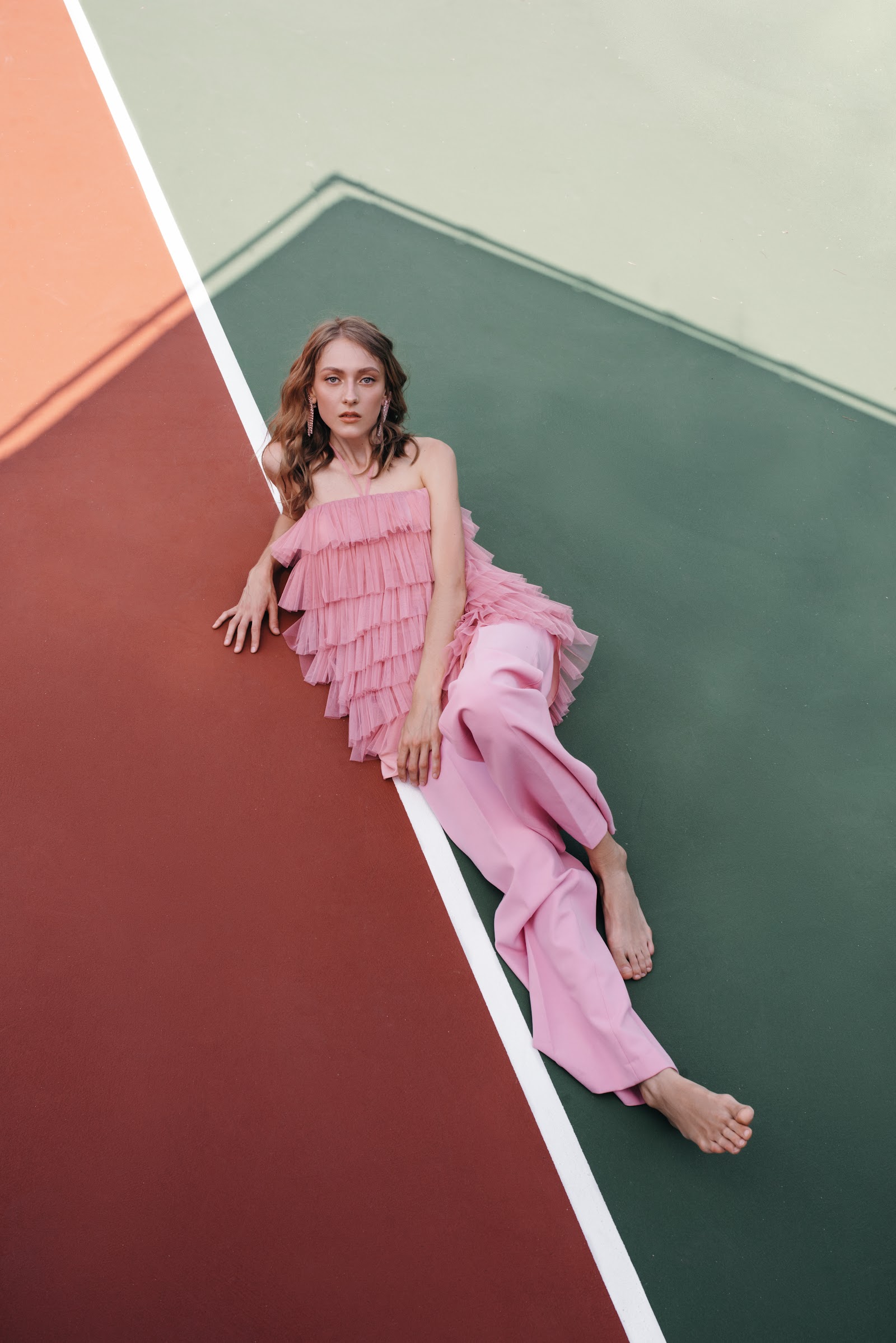 COURT — Look 16