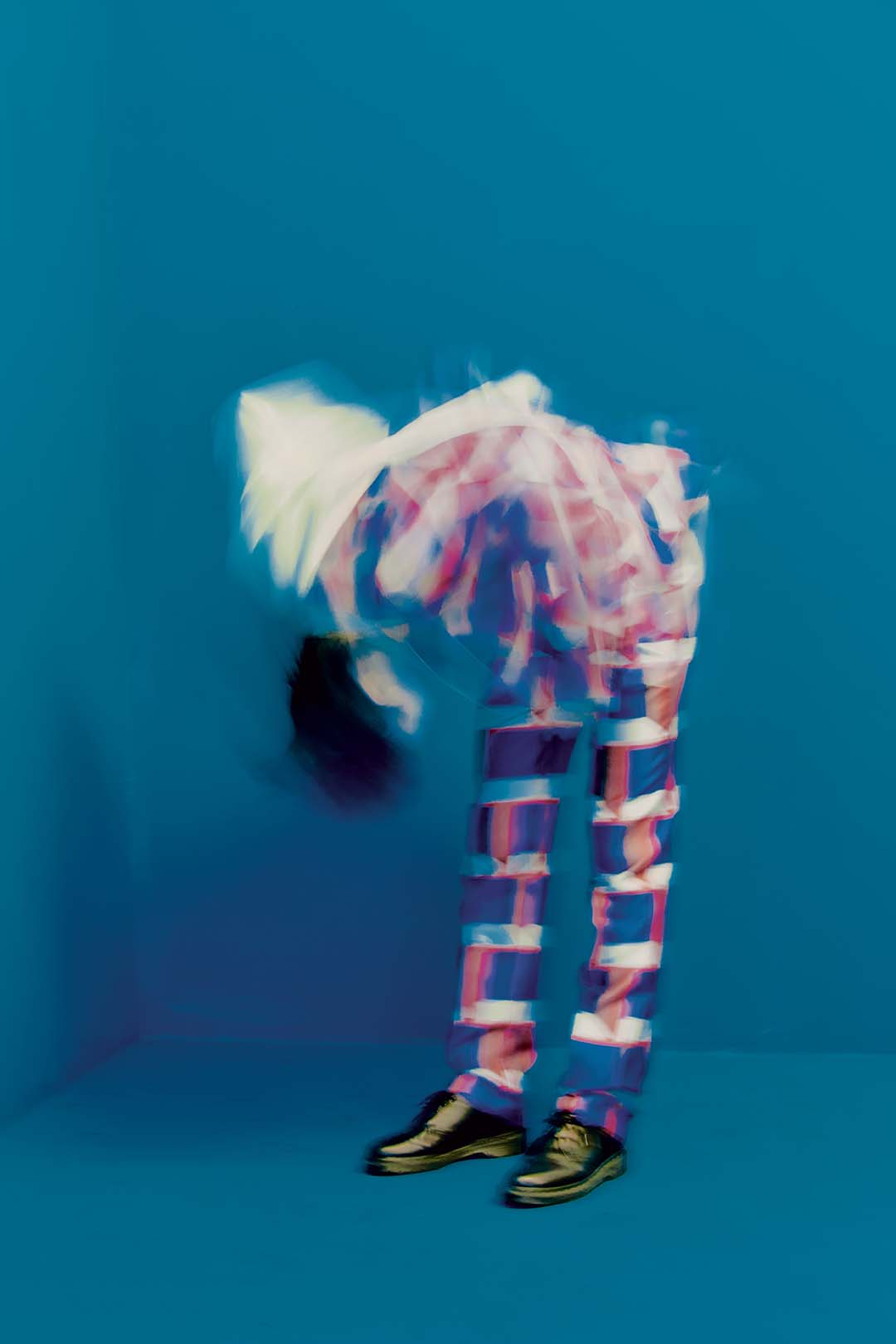 ALL I HAVE TO DO IS DREAM — Look 5