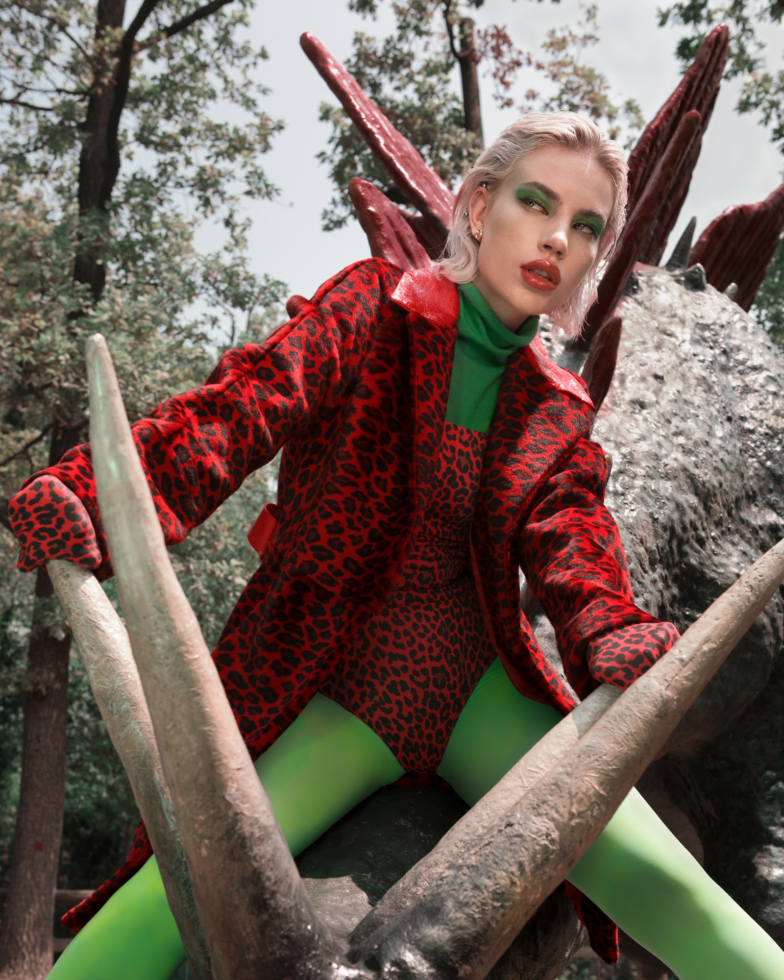 EXTREMELY PRIMITIVE — Look 13