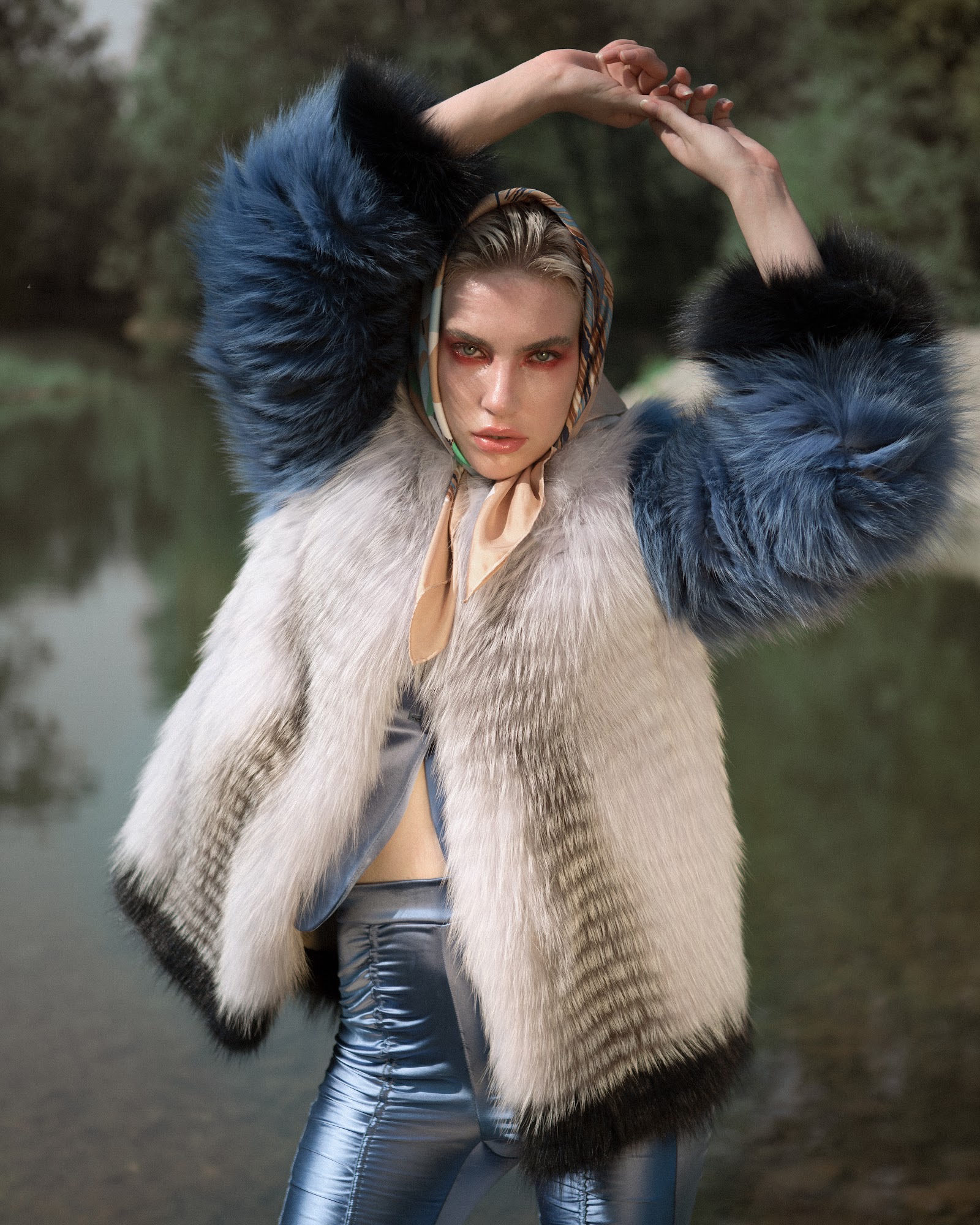 EXTREMELY PRIMITIVE — Look 16