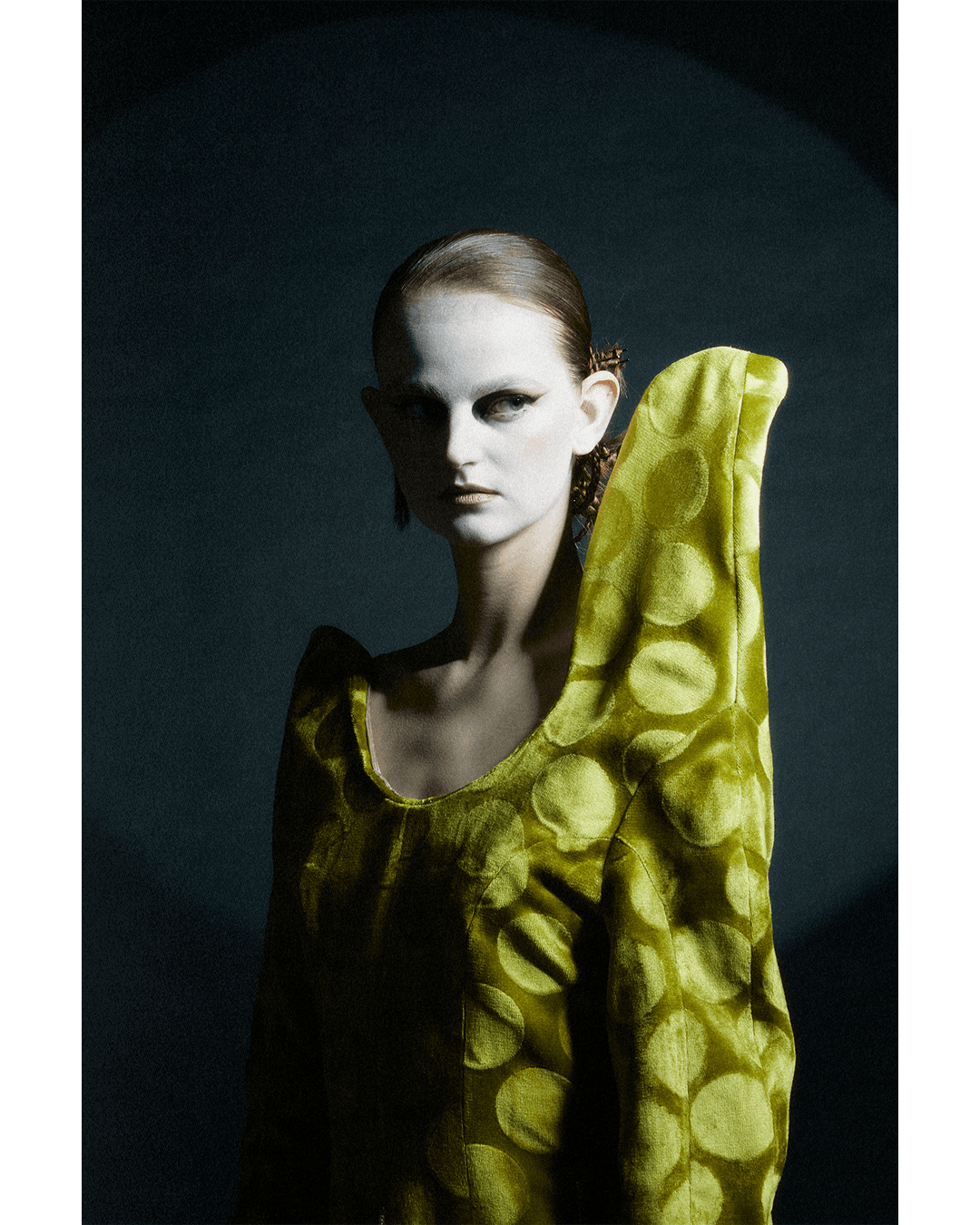 The Greatest Show — Look 2
