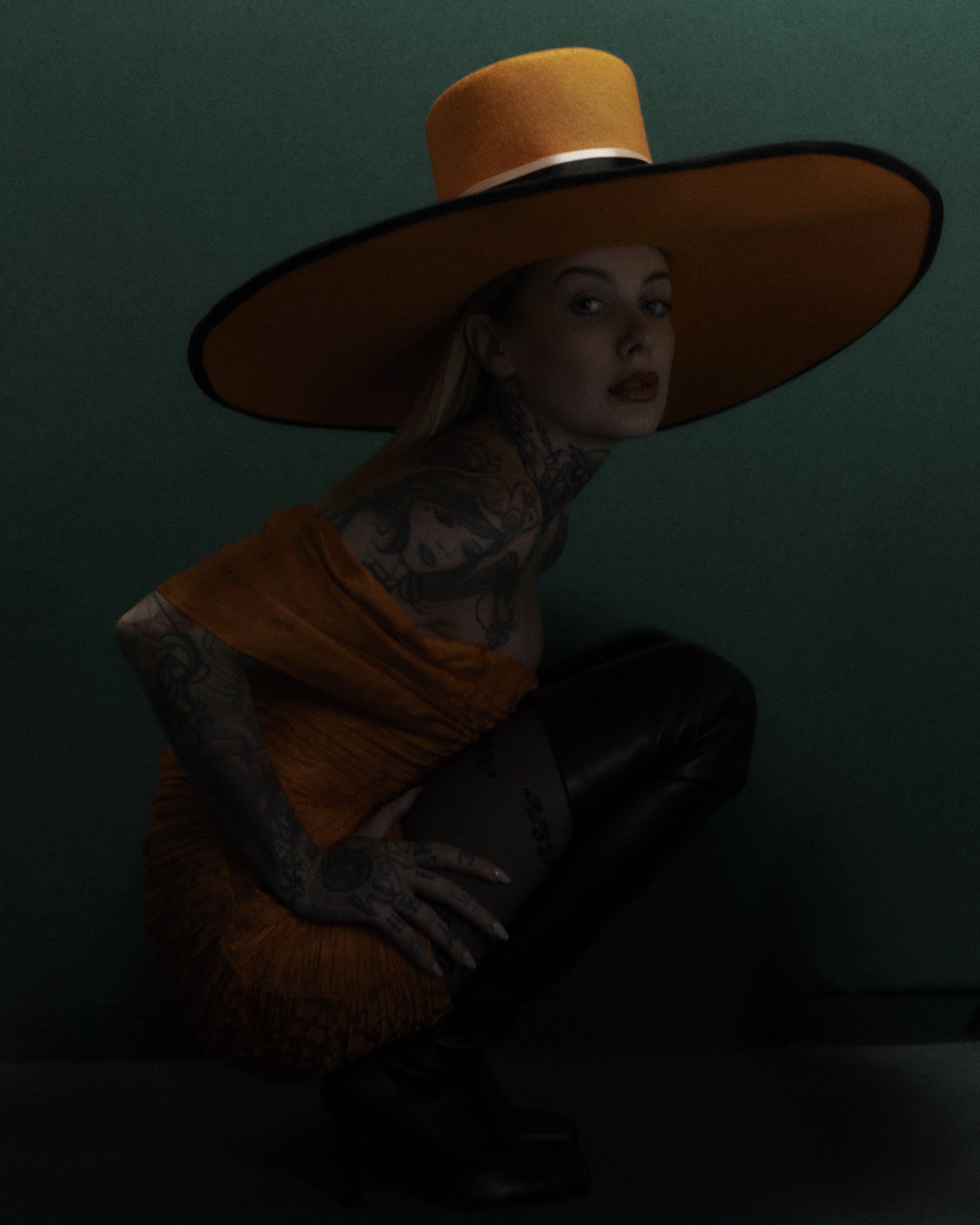 DIE ODYSSEY — Look 4