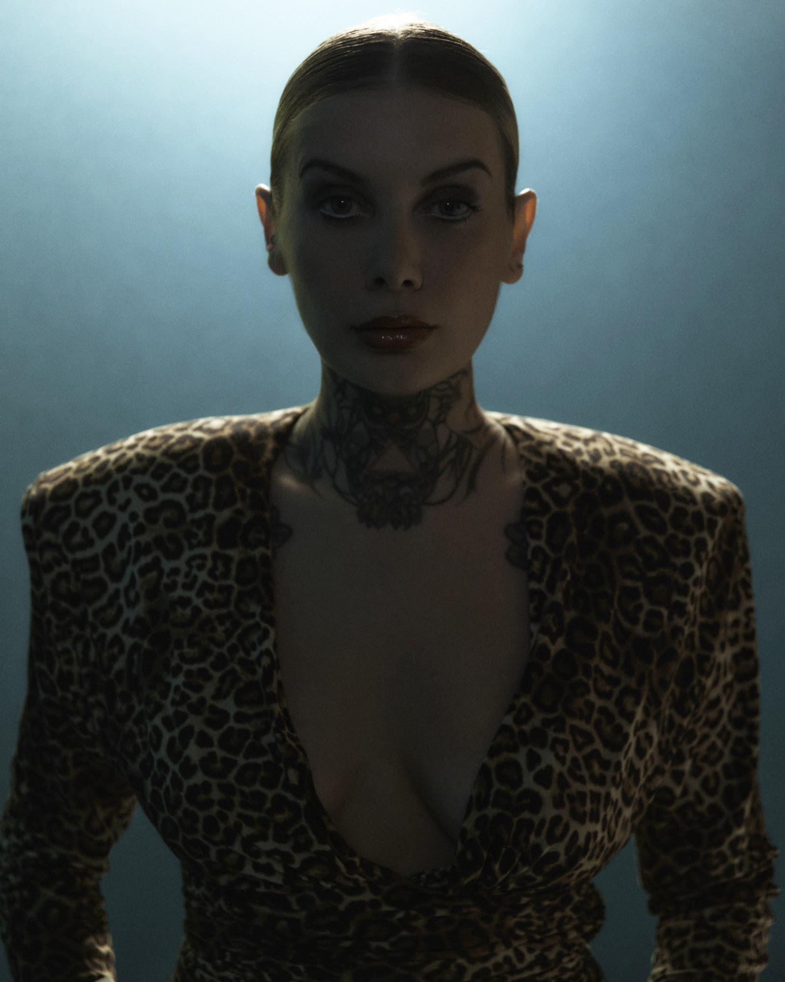 DIE ODYSSEY — Look 9