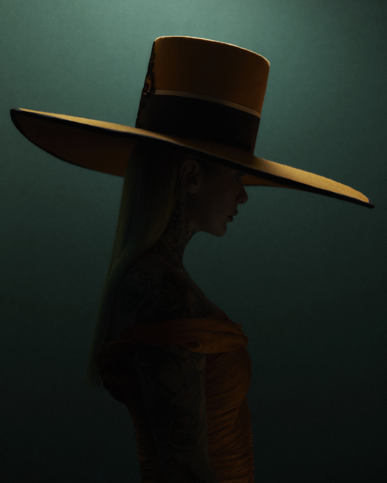 DIE ODYSSEY — Look 10