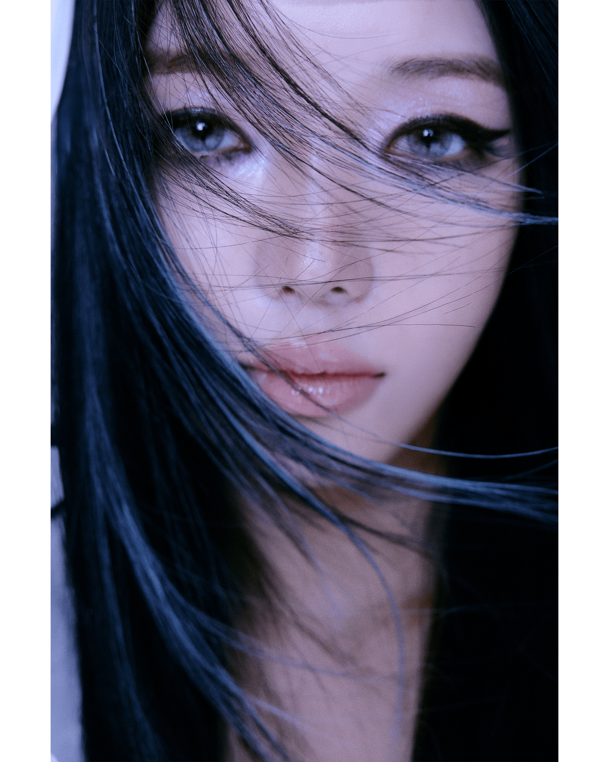 Glitch in Bare — Look 3