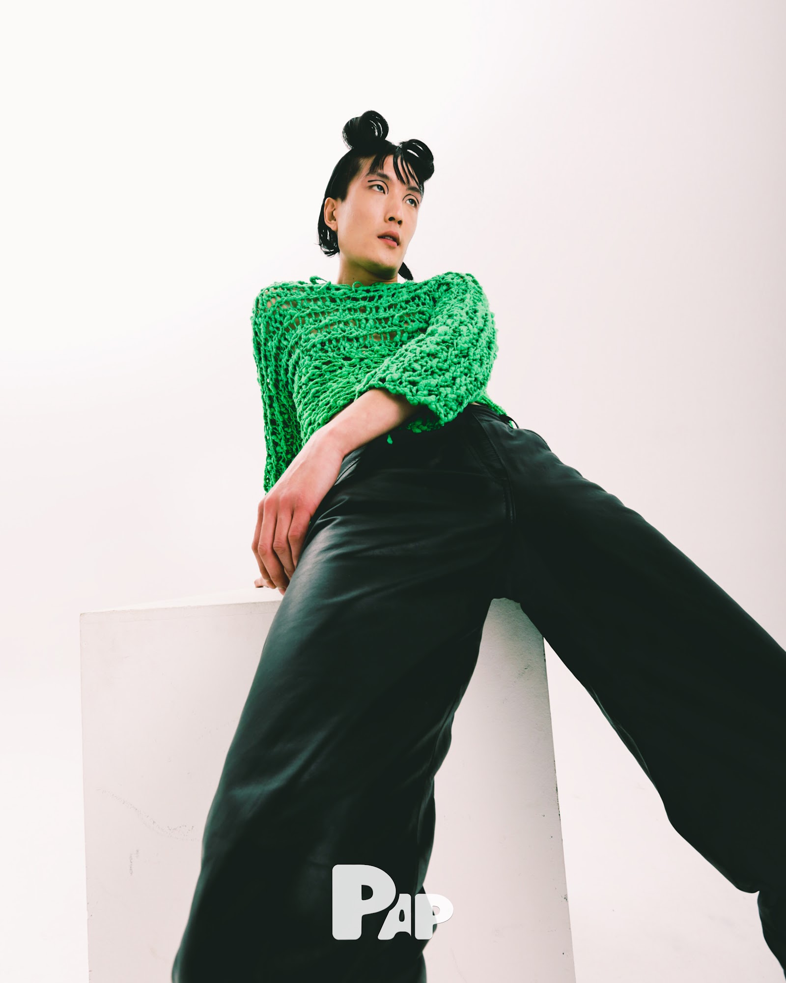 PLAY DATE — Look 4