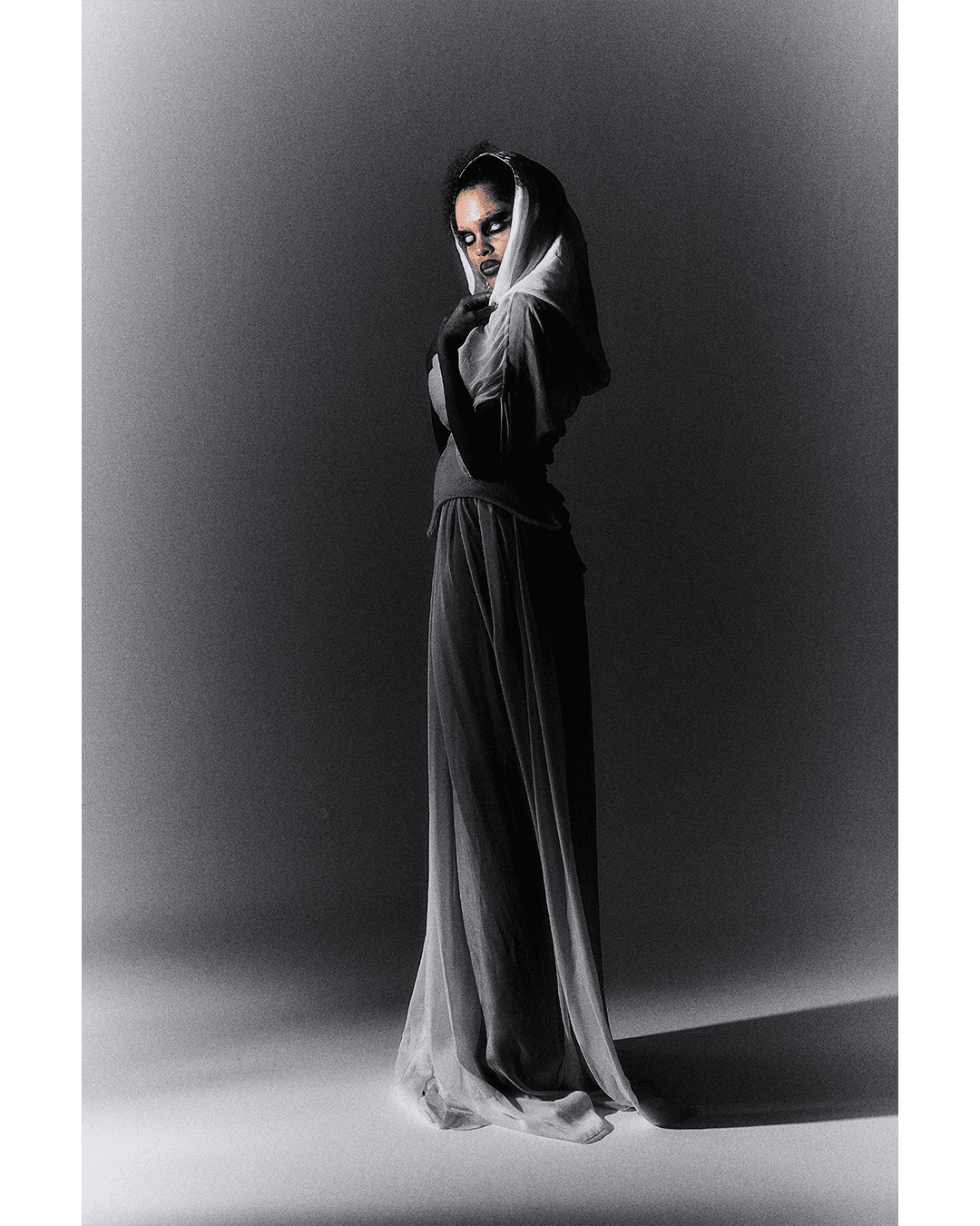 Lux Obscura — Look 5