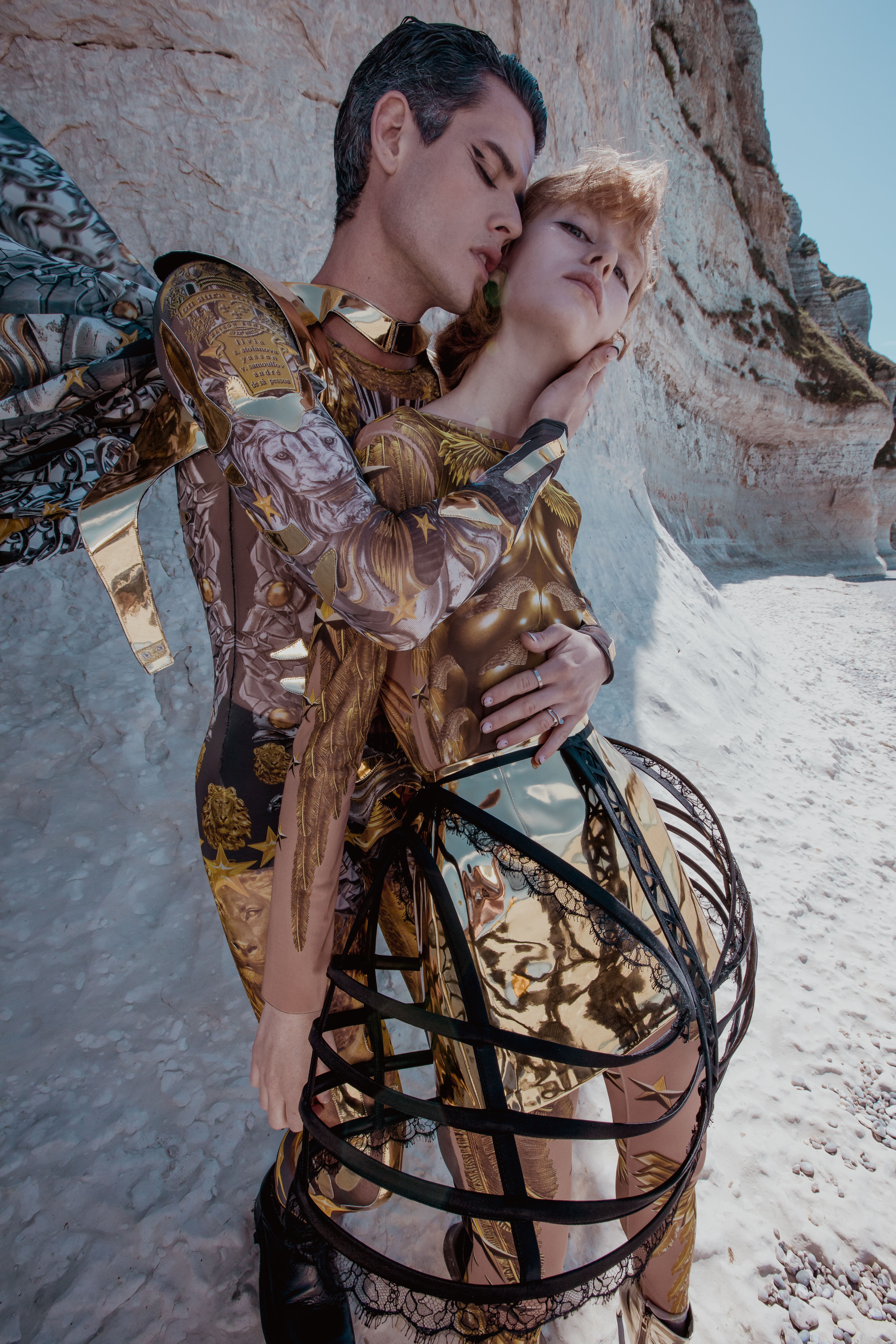 APOCALYPTICAL LOVE — Look 4
