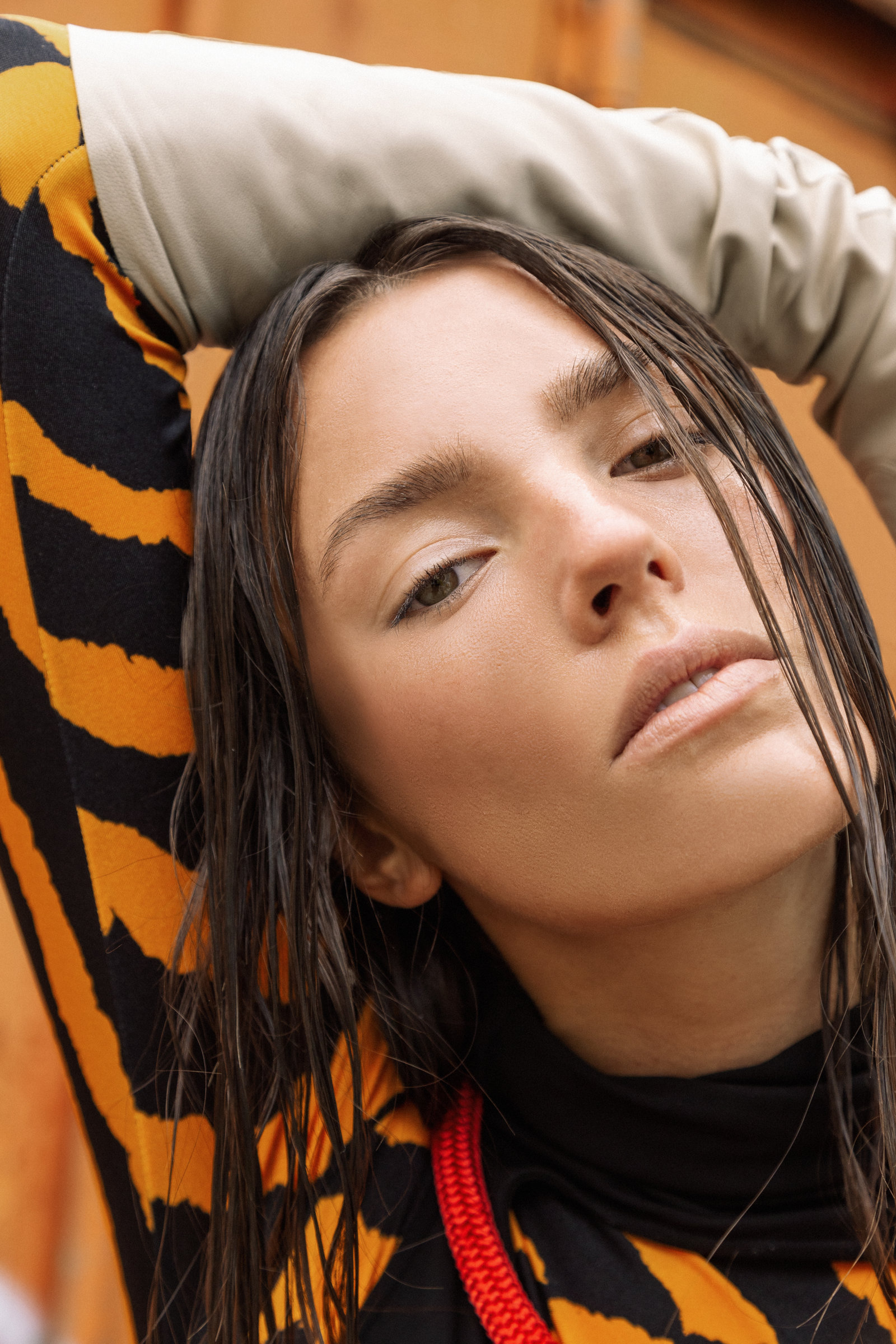 DANGEROUS UNPACKING — Look 3