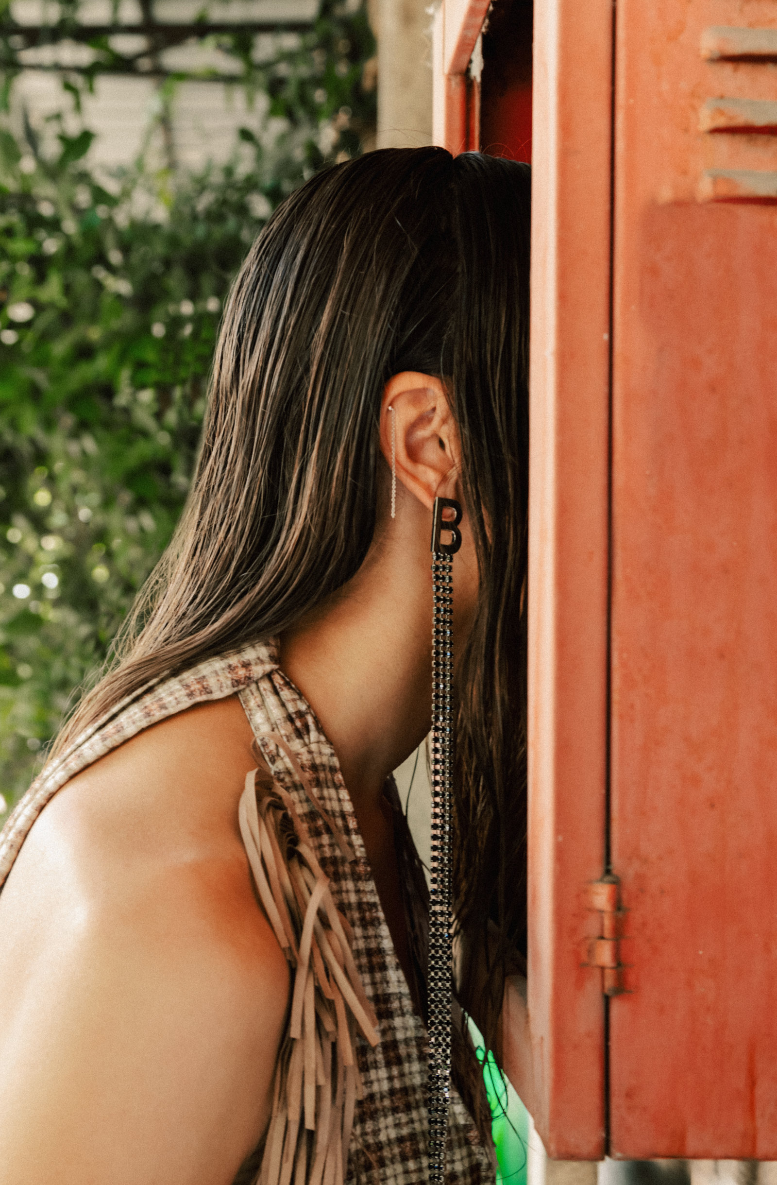 DANGEROUS UNPACKING — Look 6