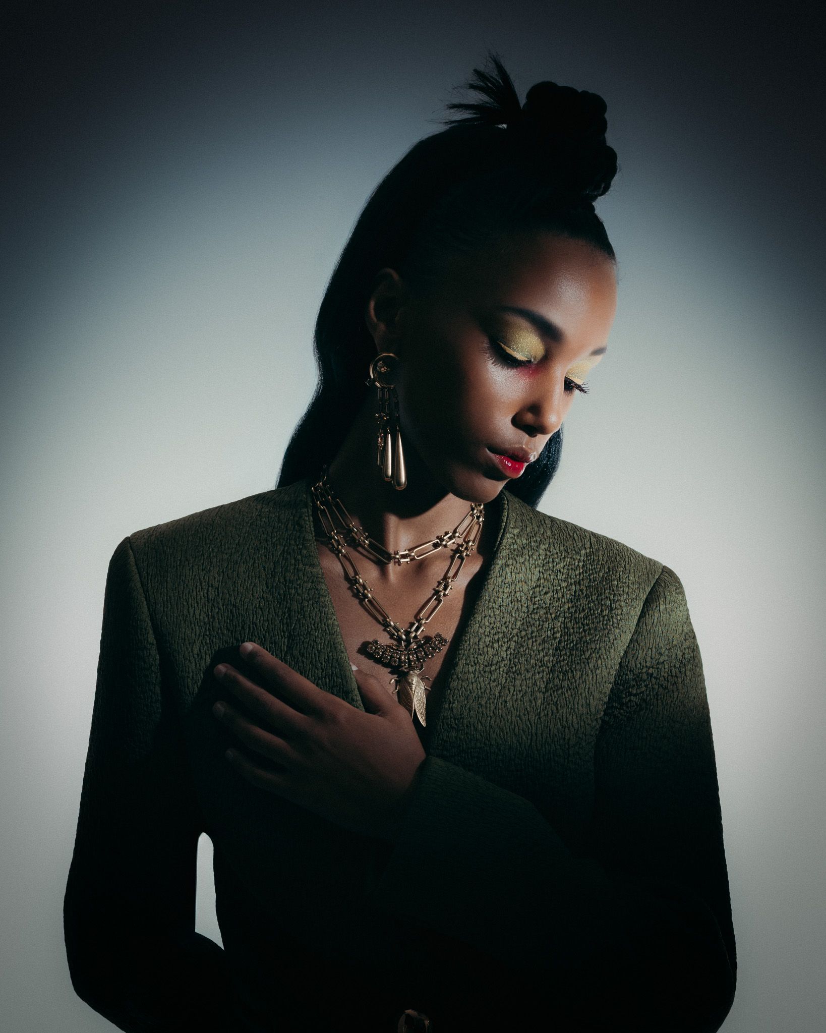 Black Radiance — Look 11
