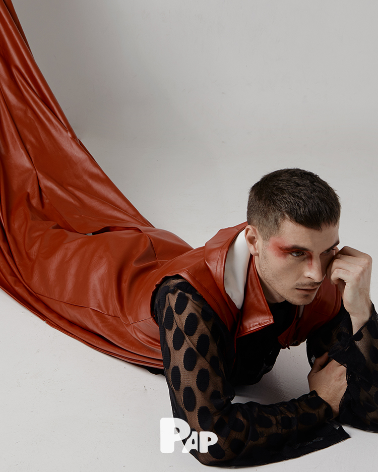 PUNK/QUAKE — Look 21