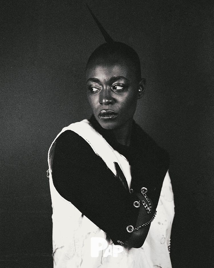 PUNKABILITY — Look 6