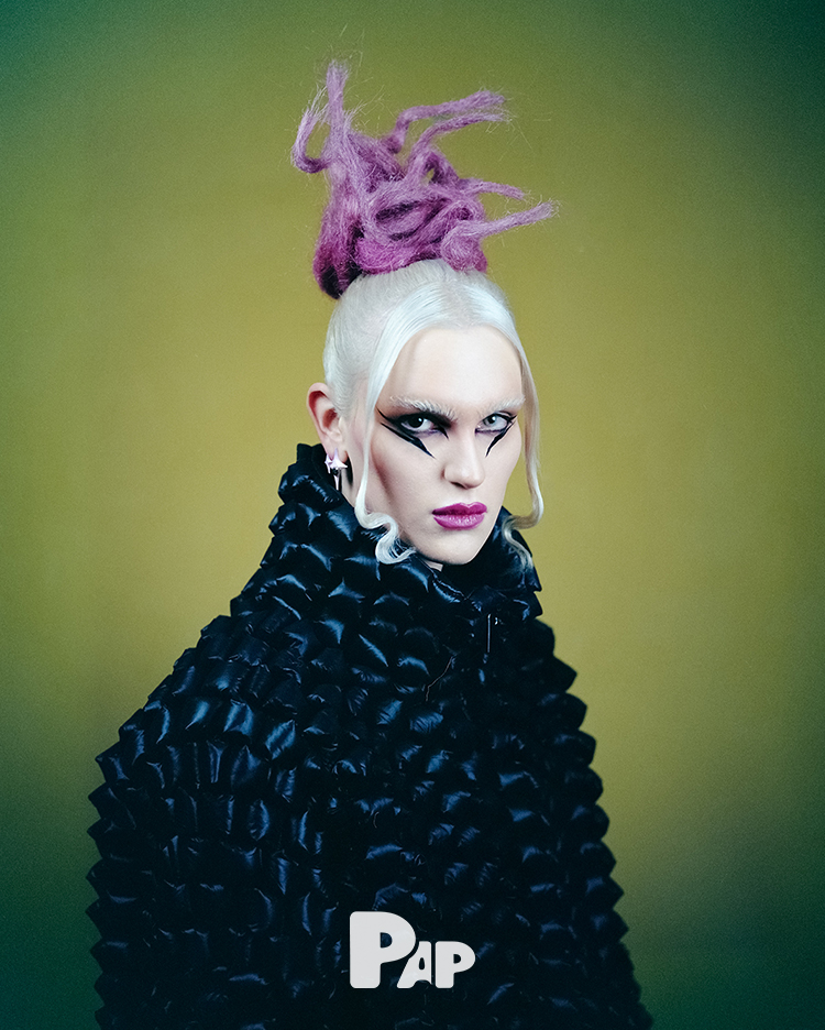 PUNKABILITY — Look 11