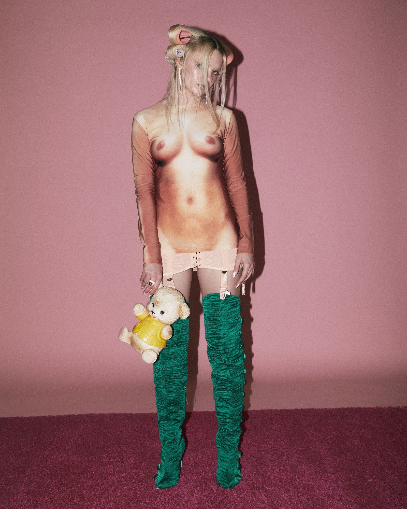 PINKLICIOUS — Look 3