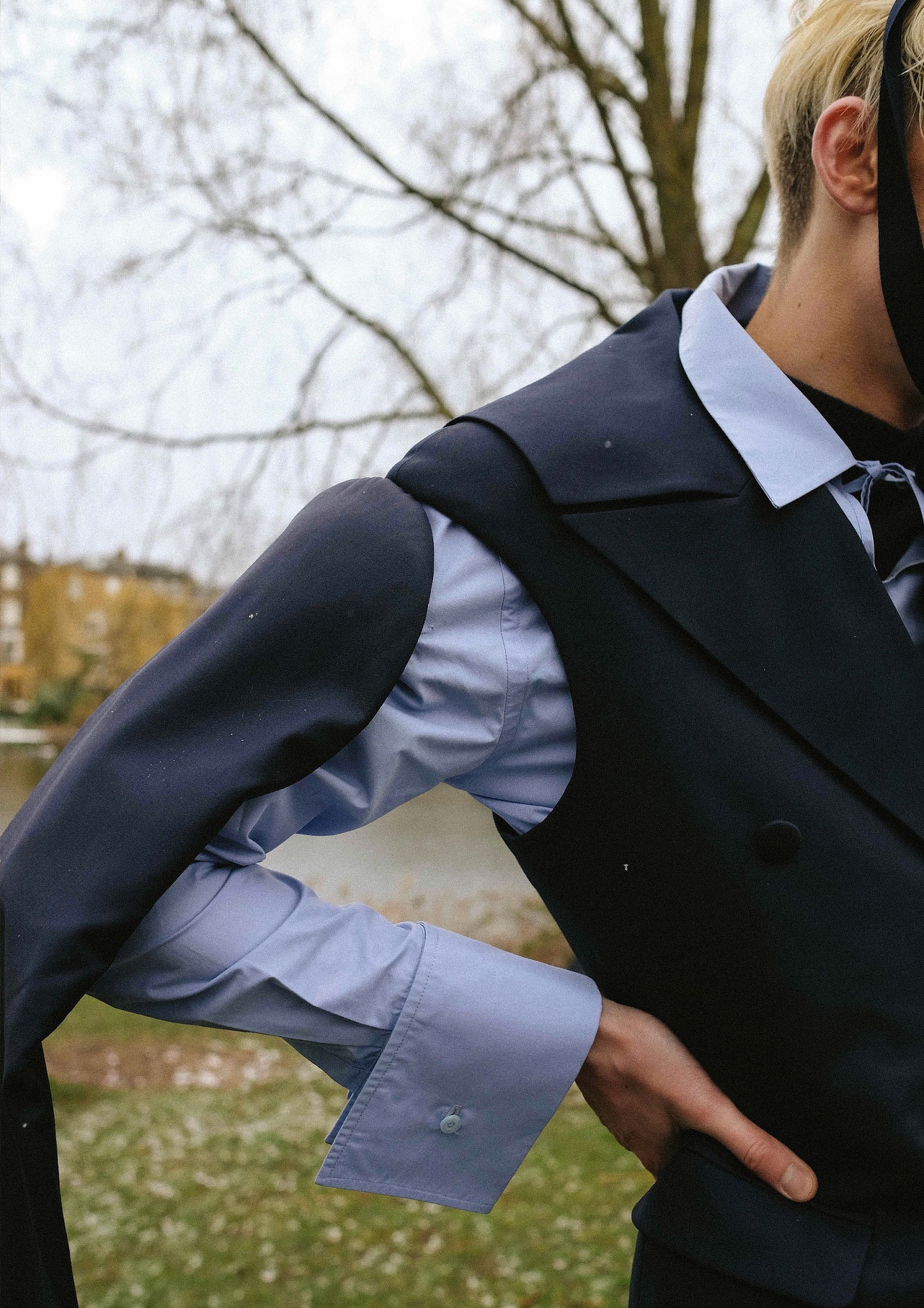 JAMES UNDERDOWN — Look 6