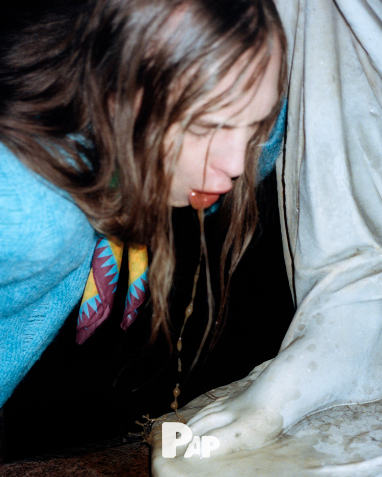 NIGHT CRAWLER — Look 9