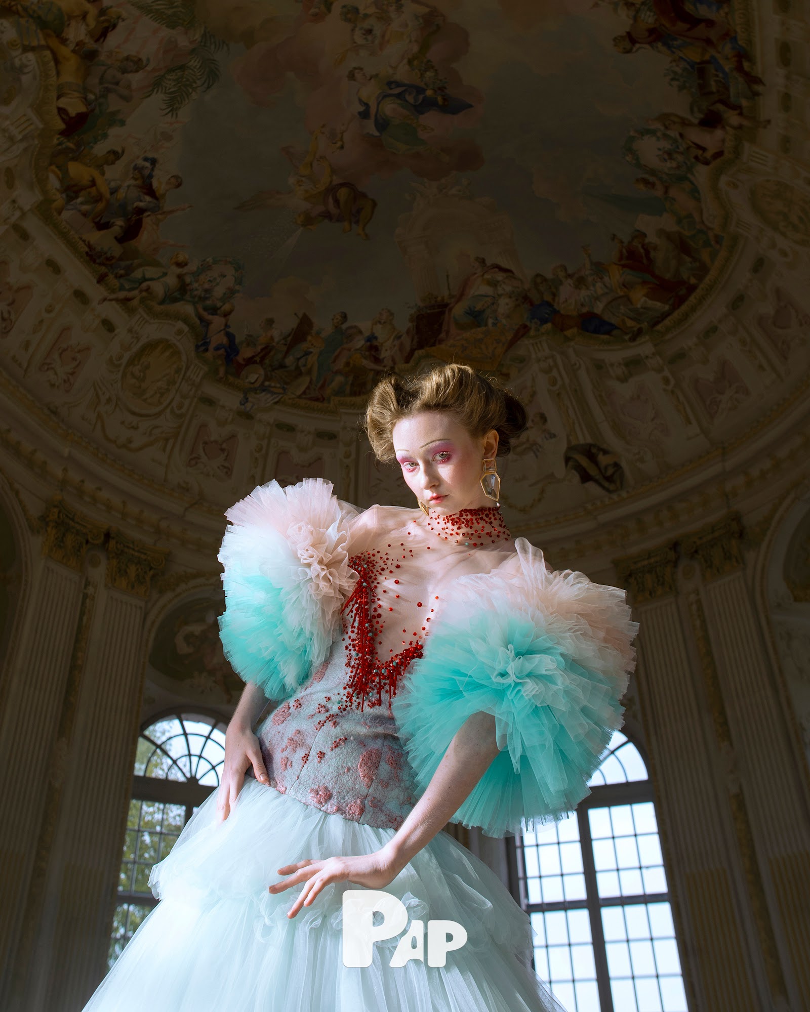 PECULIAR — Look 6