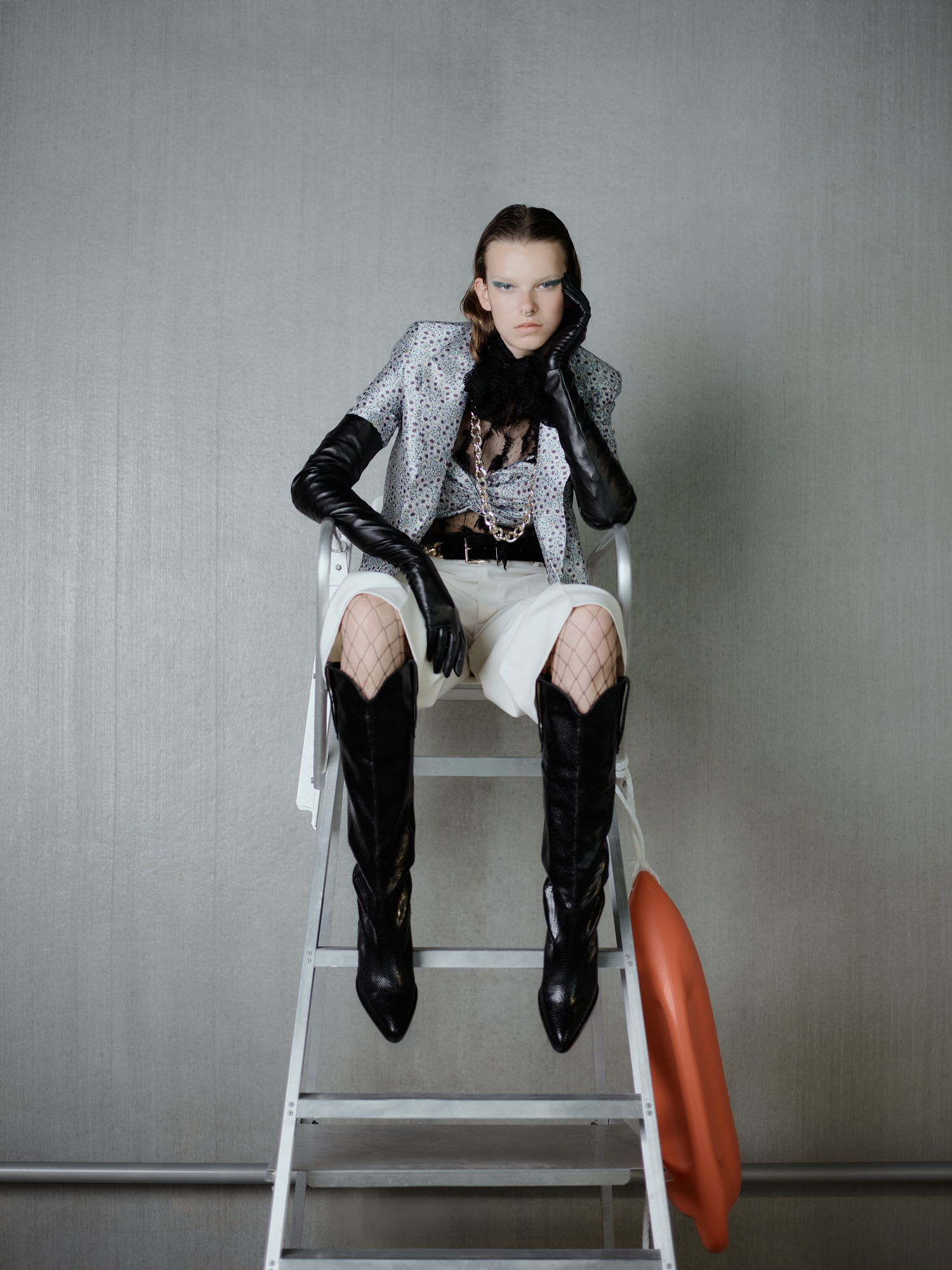 DREAM GAZE — Look 3