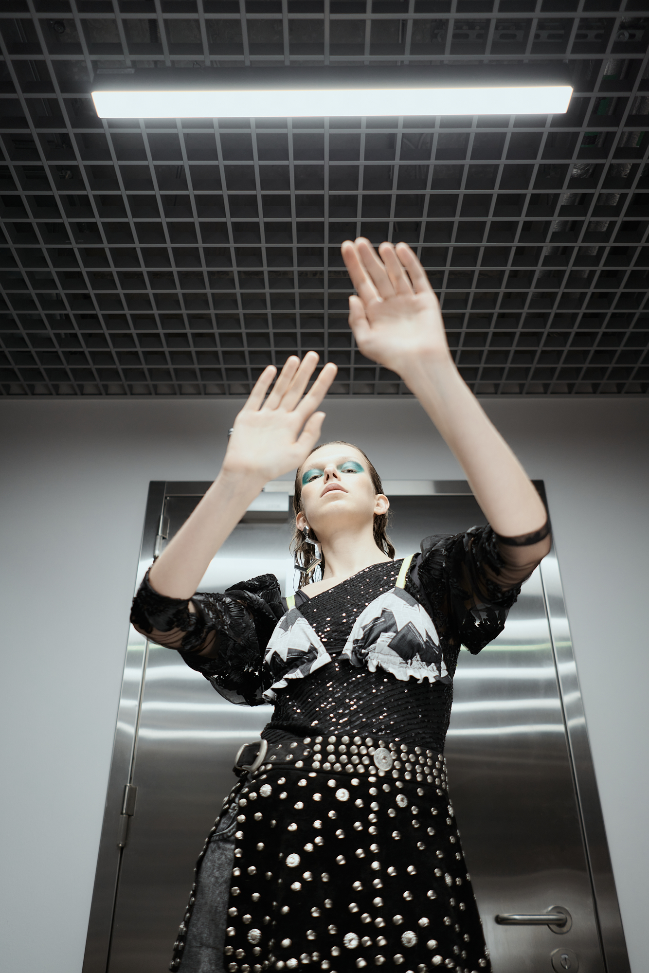 DREAM GAZE — Look 9