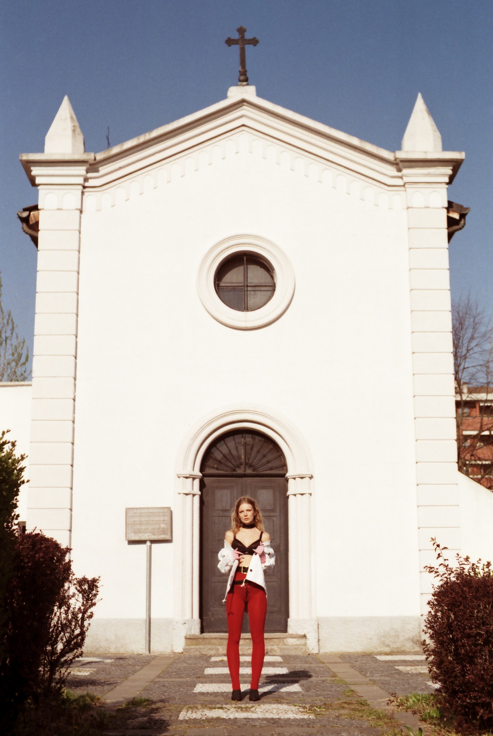 TO DOUBT AND TO BELIEVE — Look 5