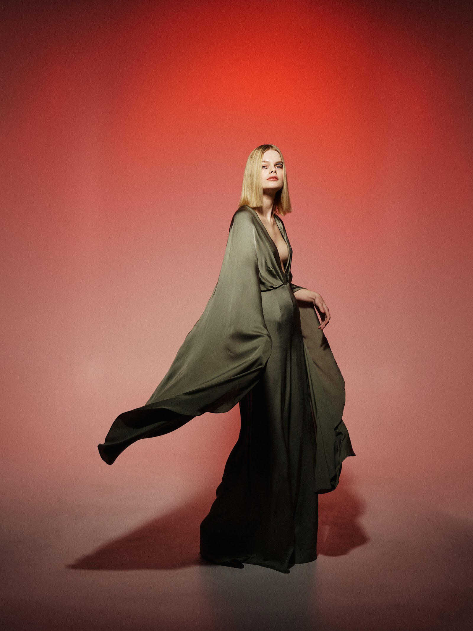 THE MELODY HAUNTS MY REVERIE — Look 8