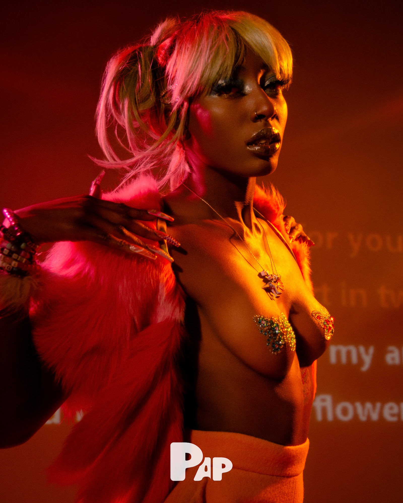 IN THE MOOD FOR KARAOKE — Look 8