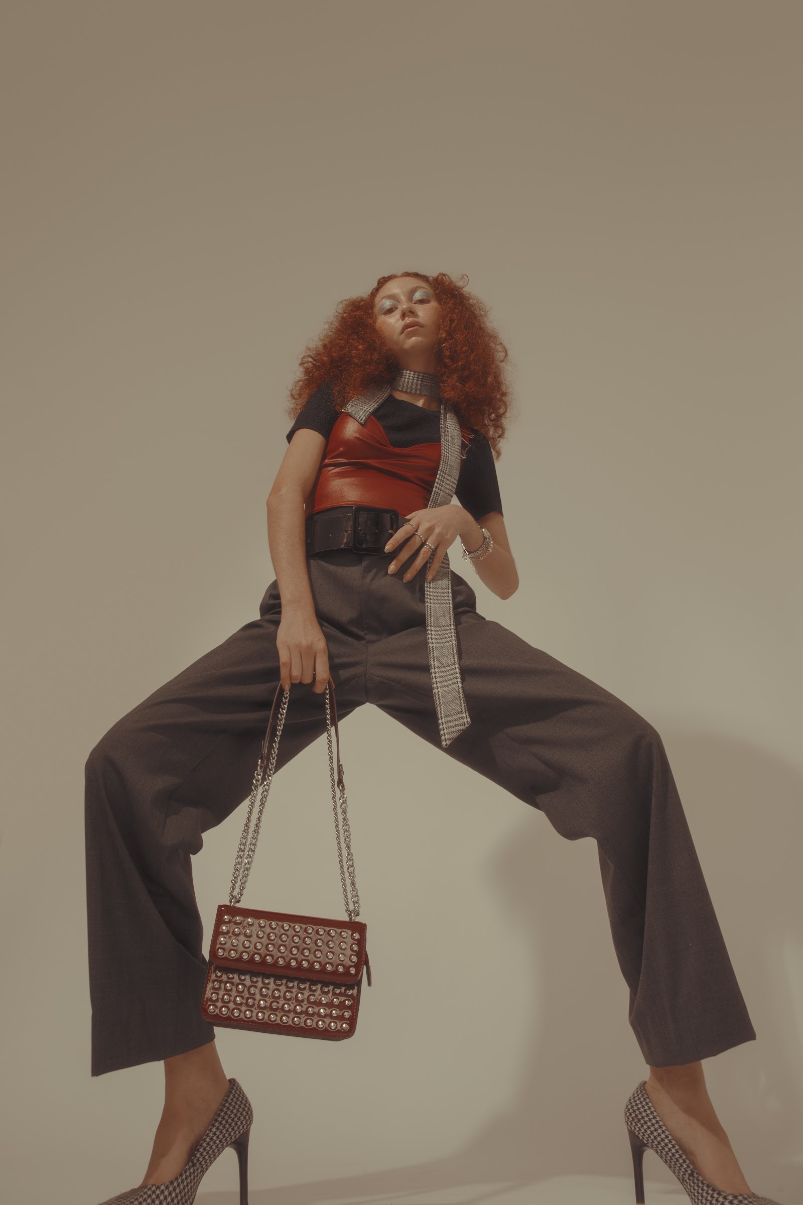 BACK TO BASICS — Look 4