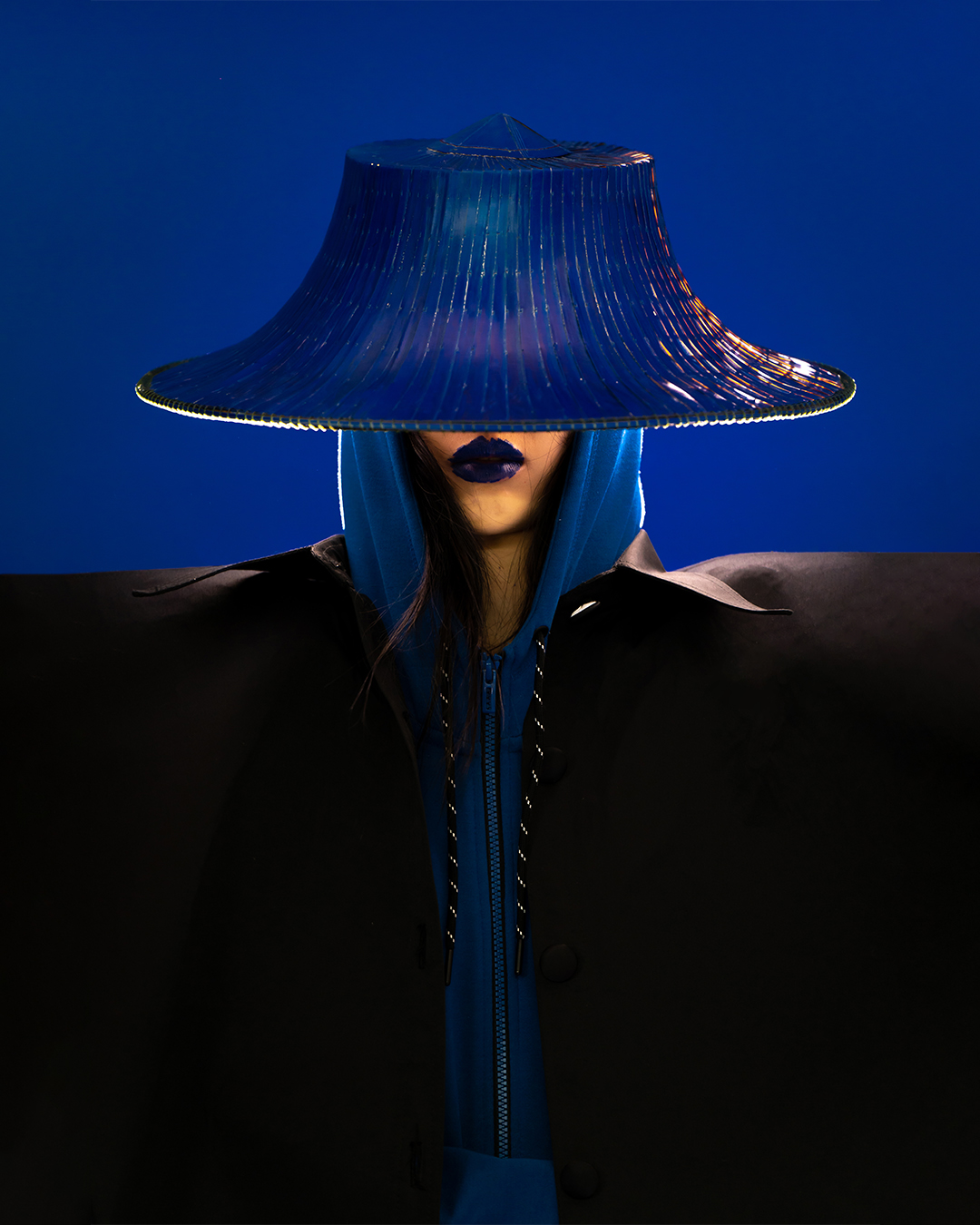 DANCING WATER — Look 8