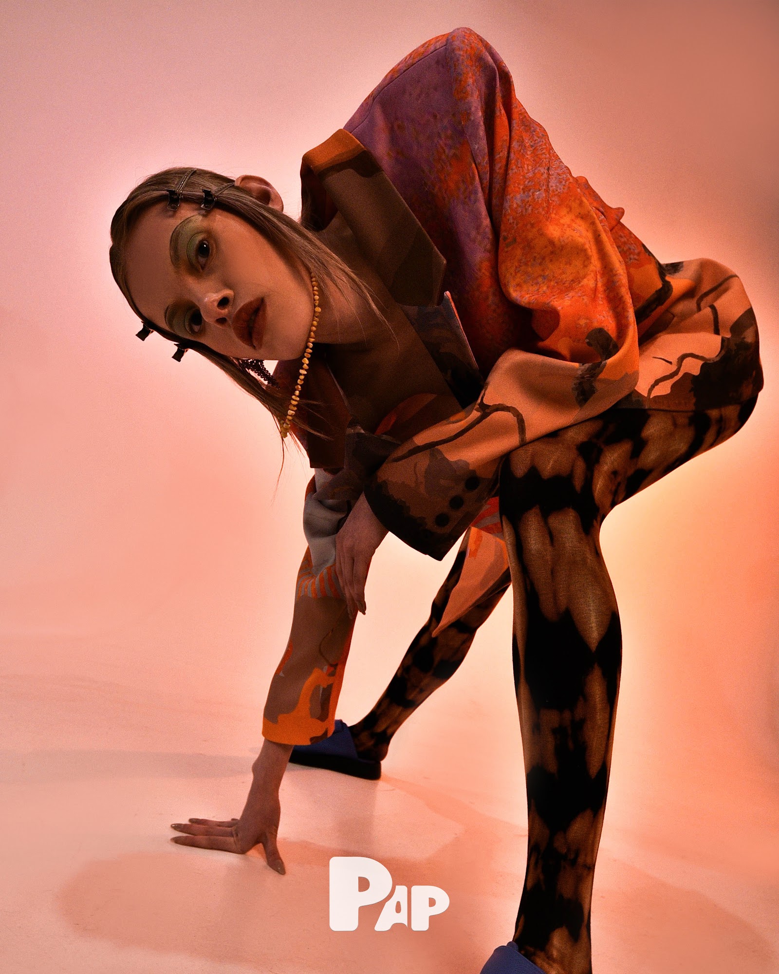 THROUGH THE LOOKING GLASS — Look 2