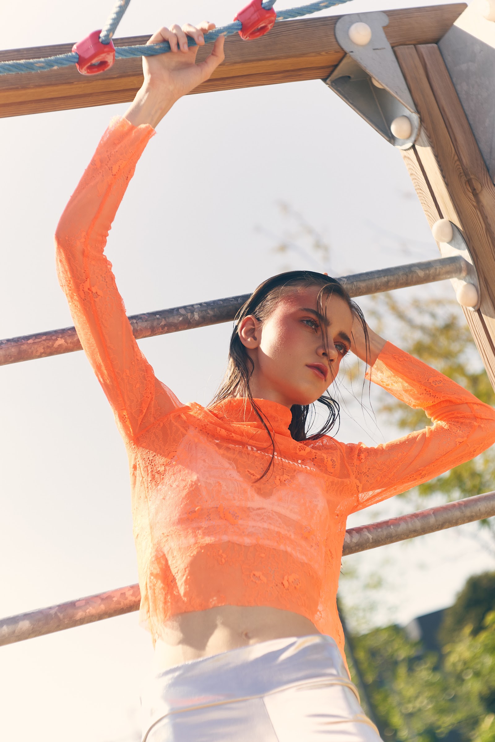 IN THE END OF SUMMER TIME — Look 5
