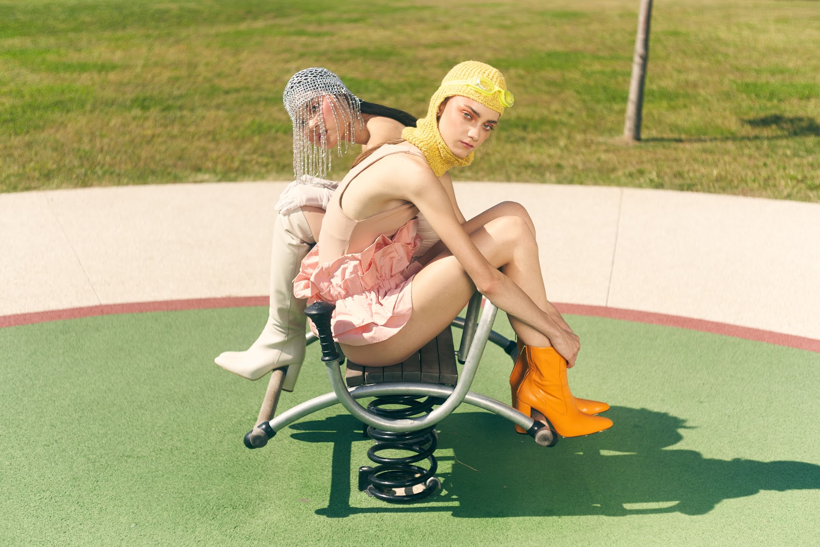 IN THE END OF SUMMER TIME — Look 8