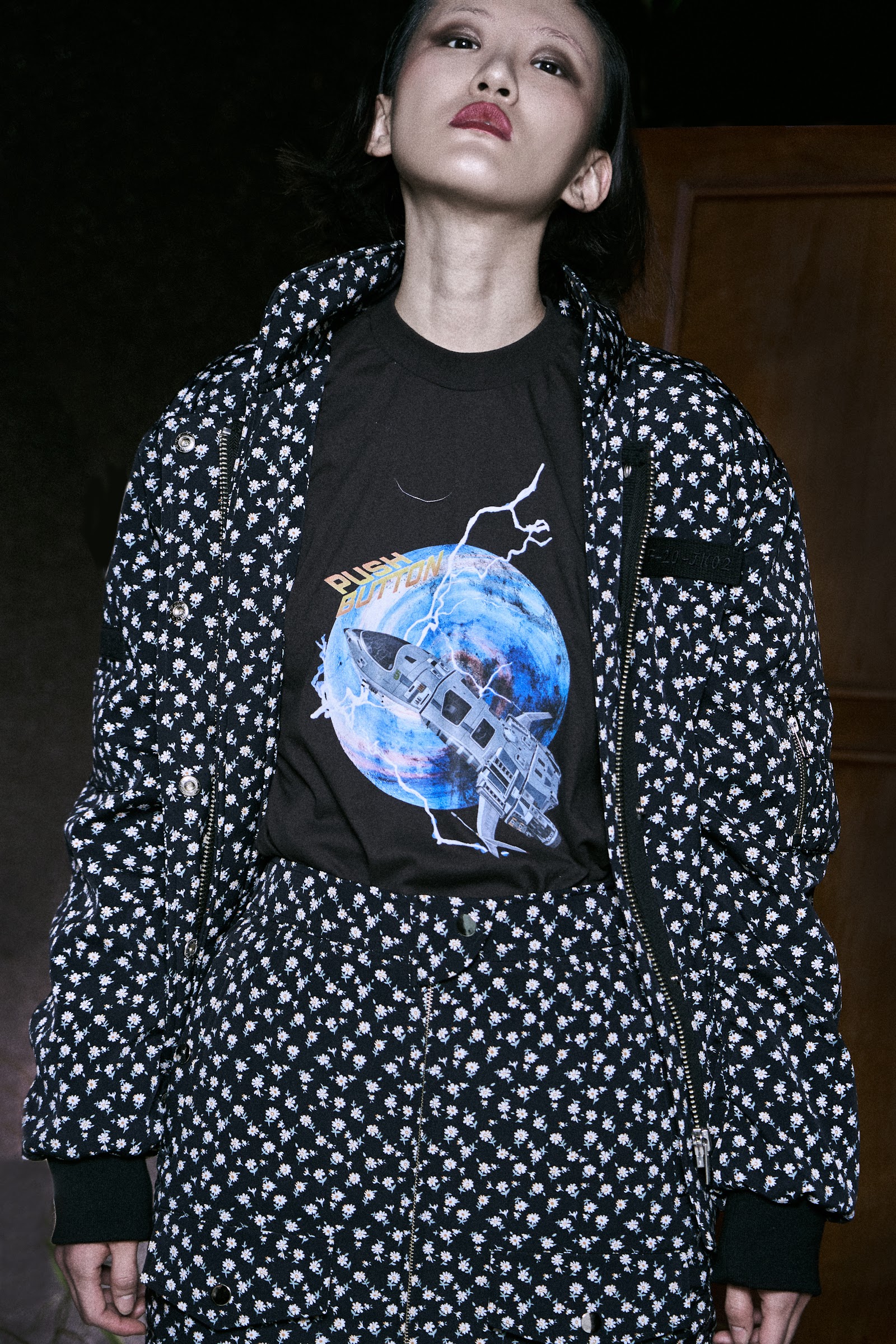 SHOPPING ADDICTION — Look 3