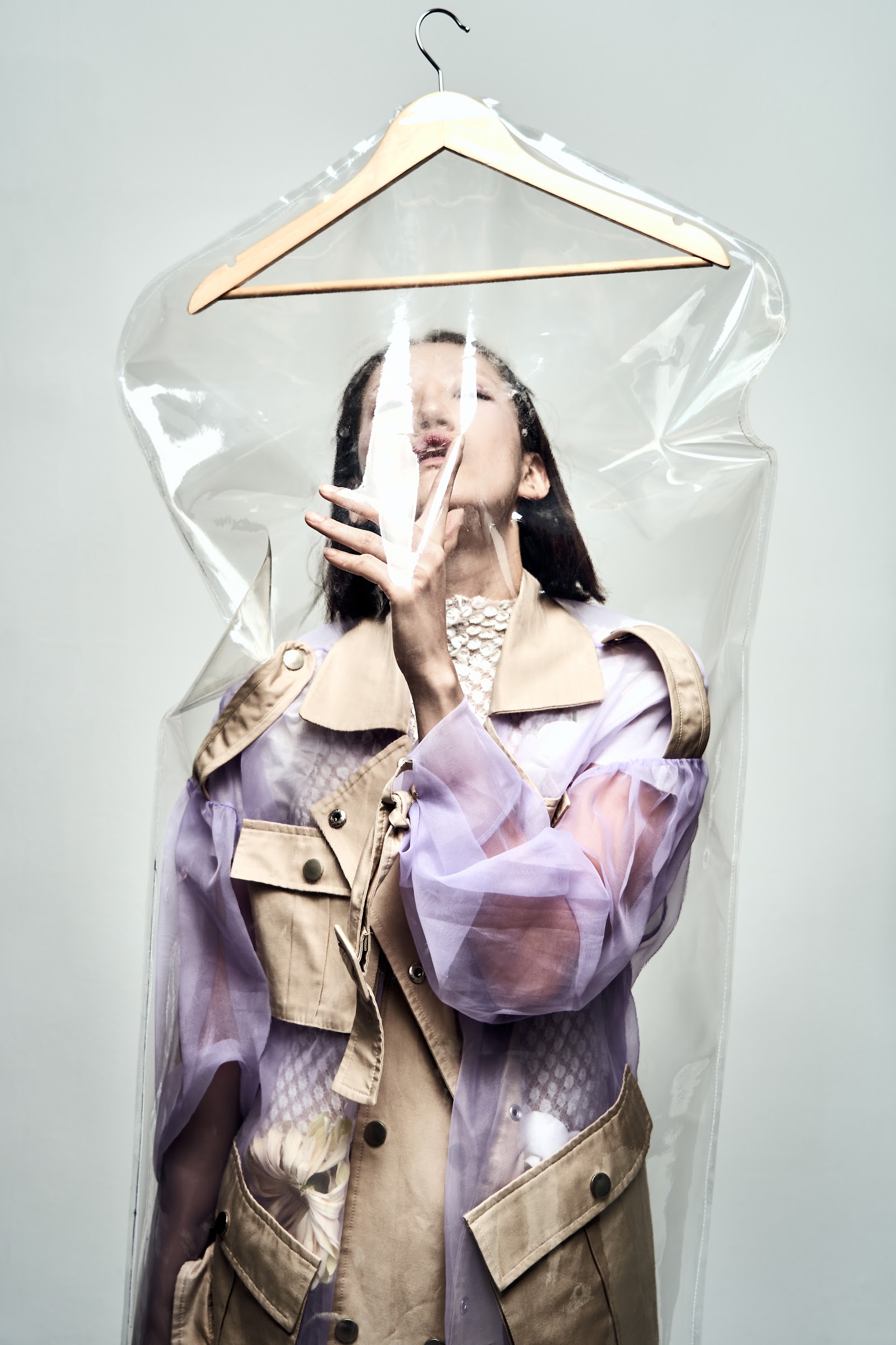 SHOPPING ADDICTION — Look 6