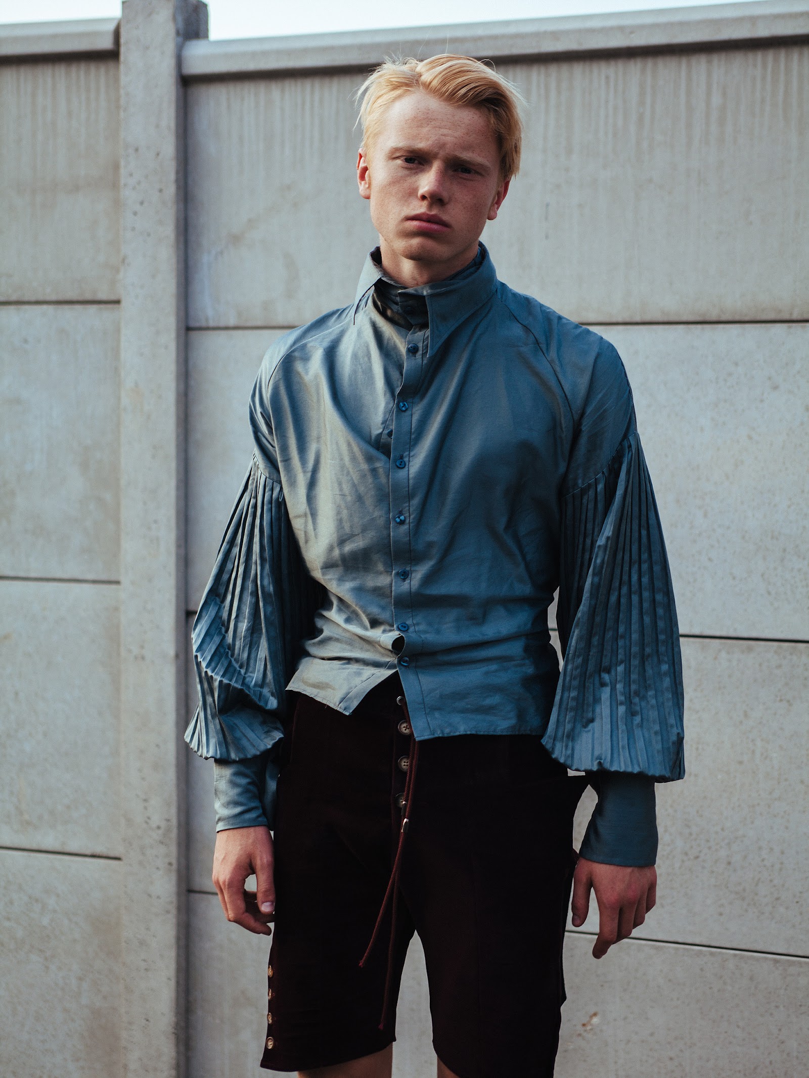 EASY TARGETS — Look 12