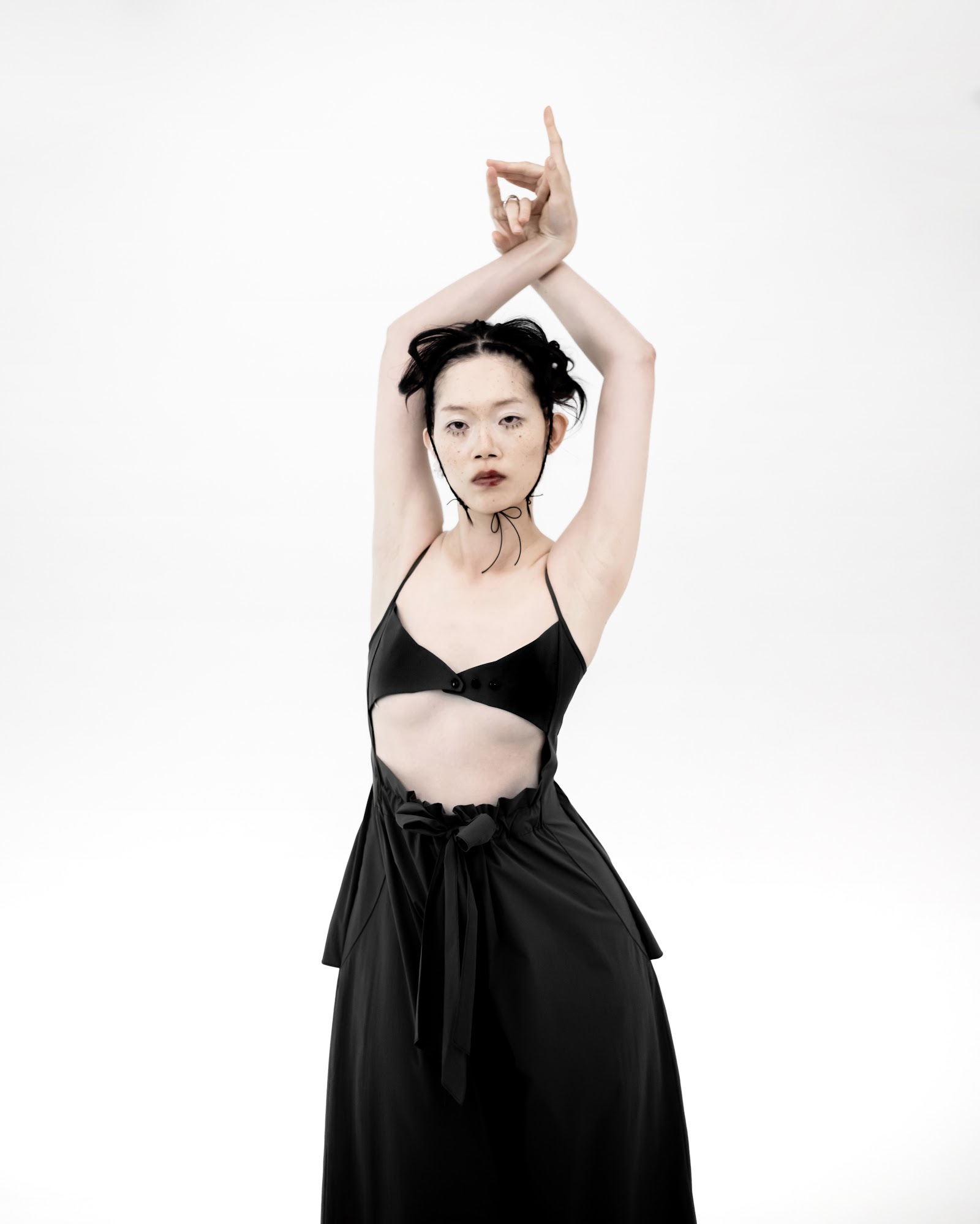 BENEATH THE SKIN — Look 6