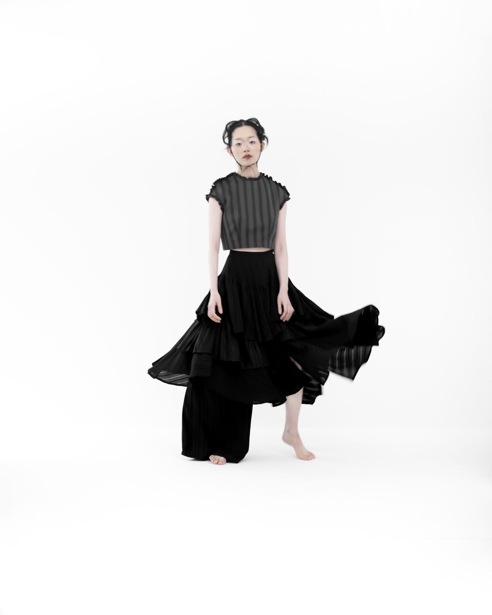 BENEATH THE SKIN — Look 9