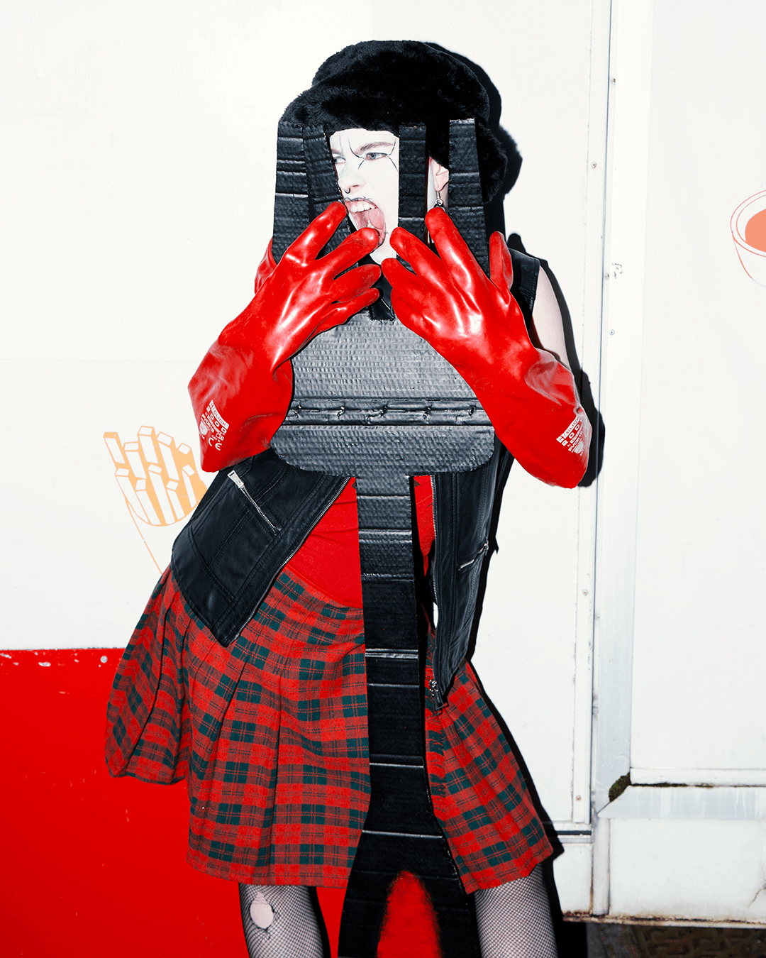 Handywoman — Look 9