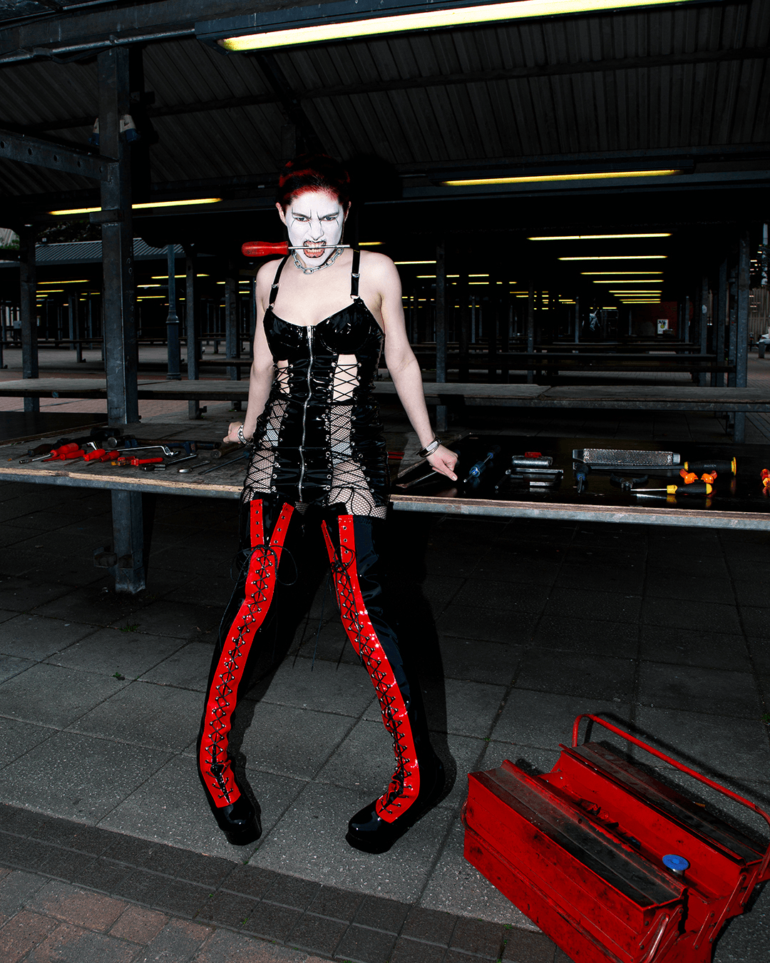Handywoman — Look 13