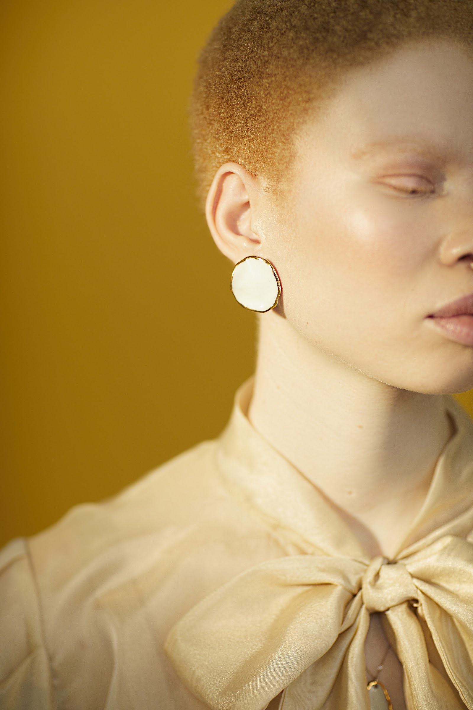 DEBUTANTES — Look 1