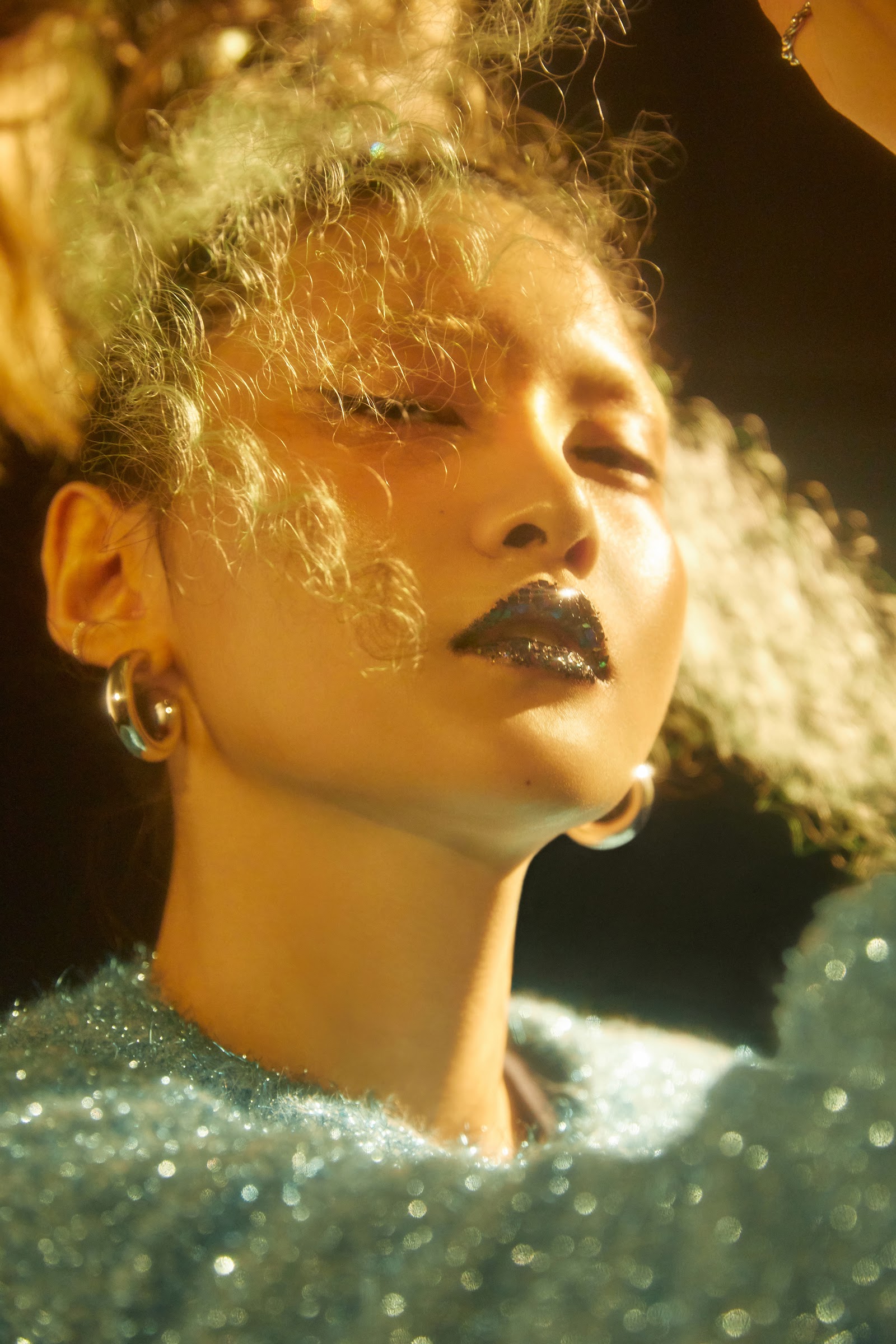 UNDER THE SEA — Look 2