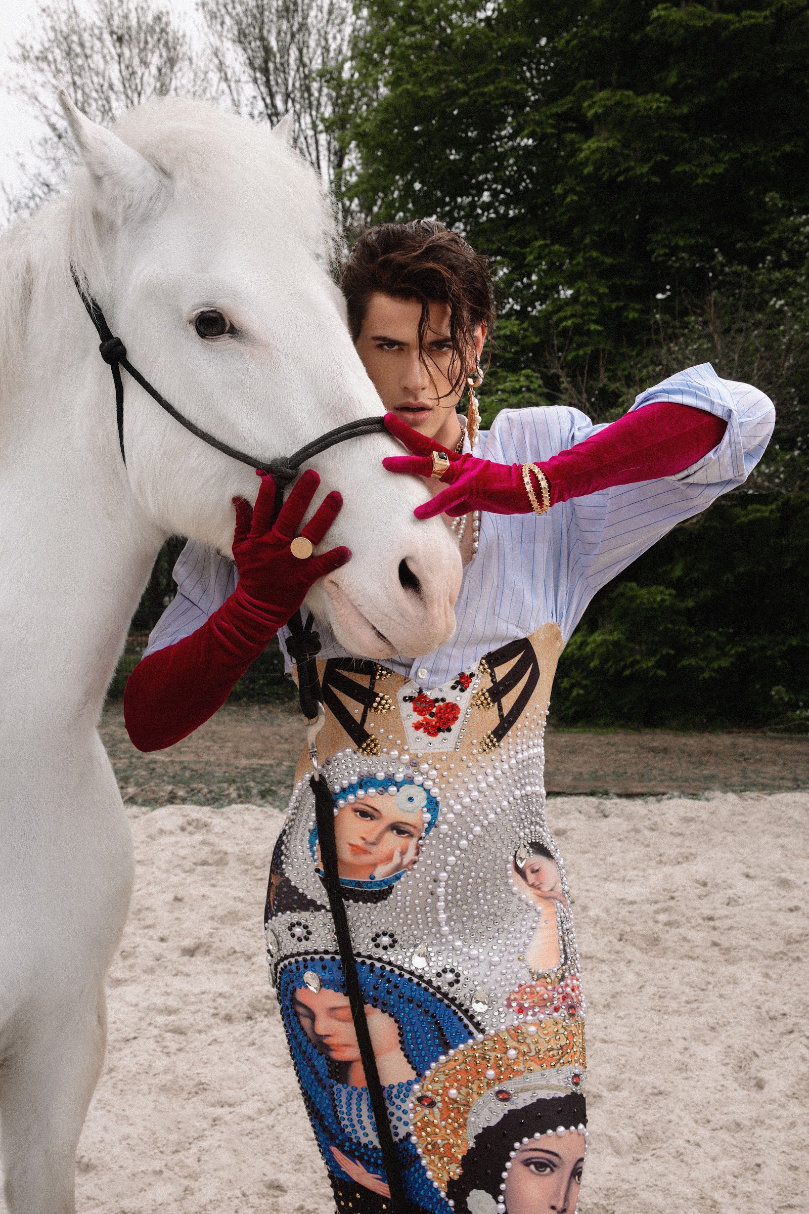 THE WOLF — Look 9