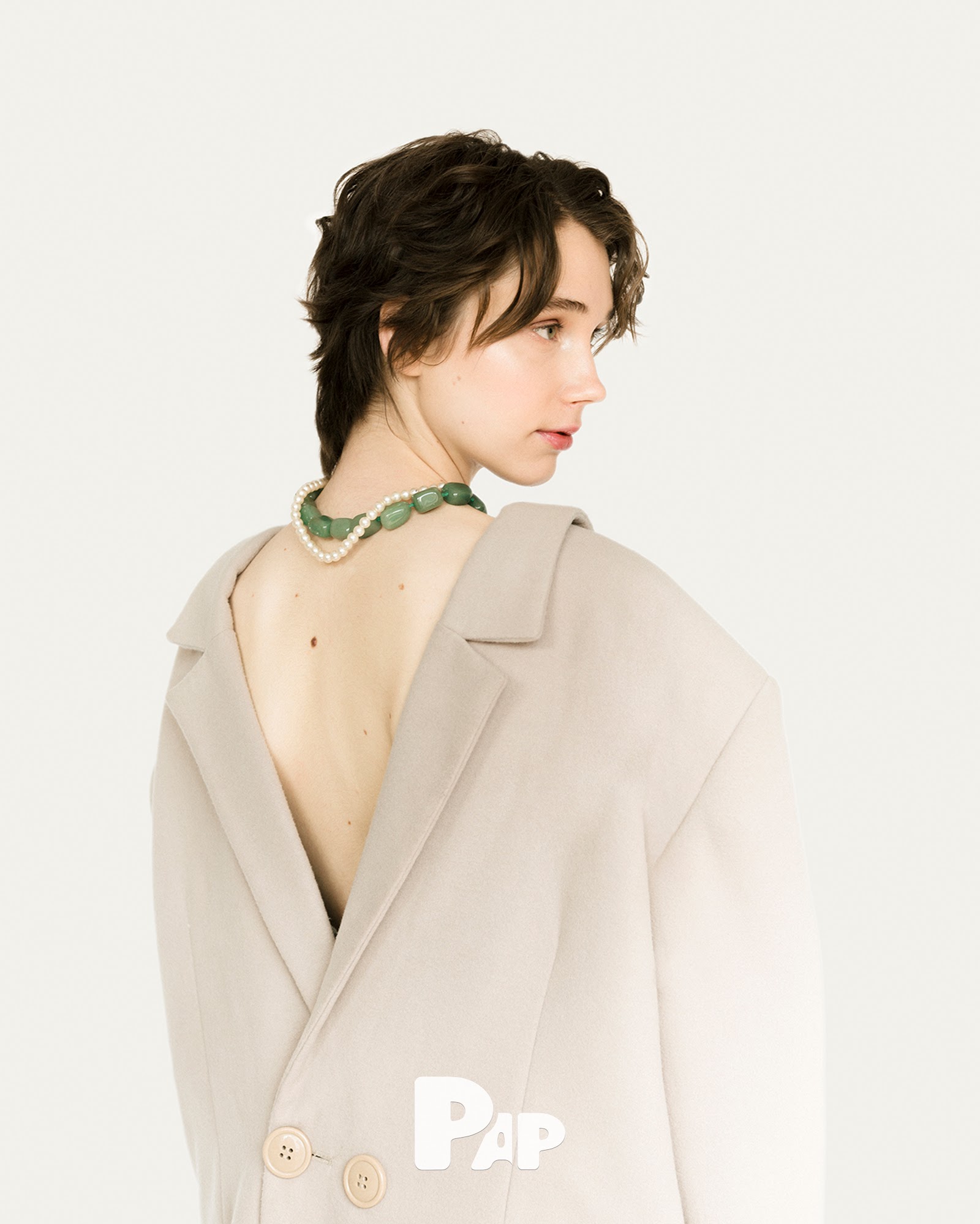 I KEEP MY EYES ON YOU — Look 7
