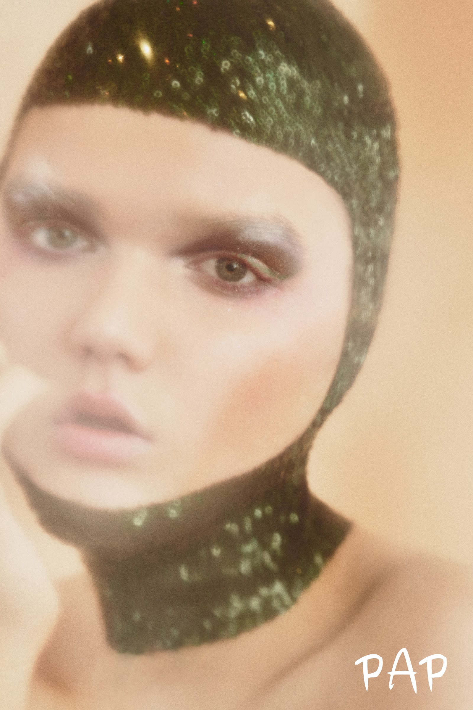 AUTUMNAL DREAM — Look 1