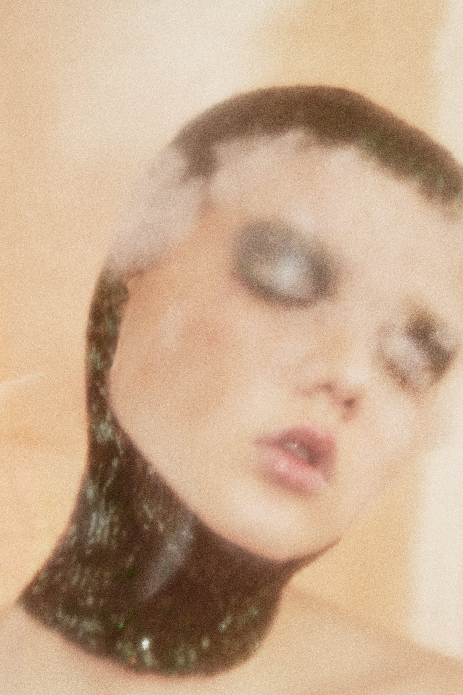 AUTUMNAL DREAM — Look 2